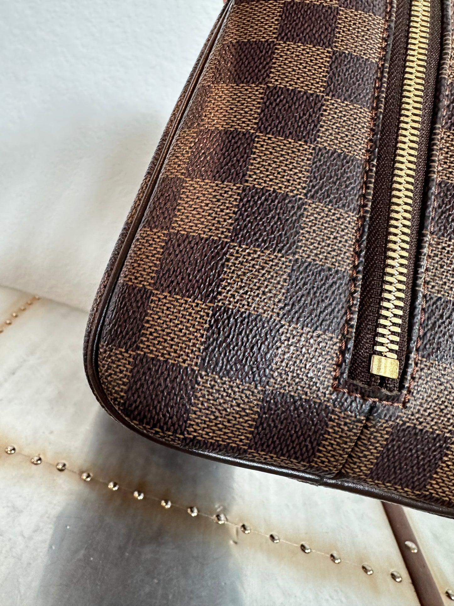 Pre-owned Authentic Louis Vuitton Nolita Damier Ebene Handbag