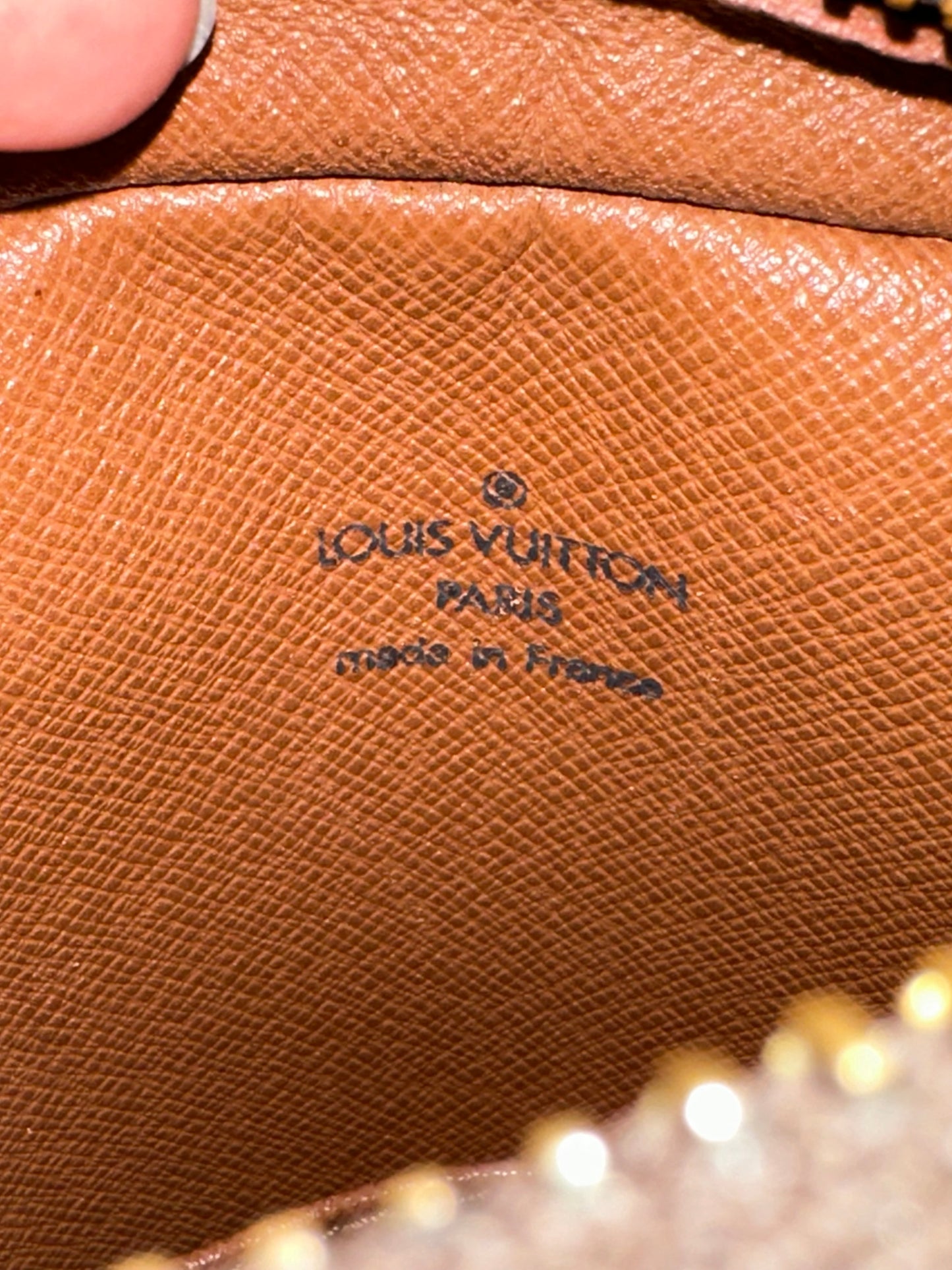 Pre-owned Authentic Louis Vuitton Amazon Monogram Crossbody Bag