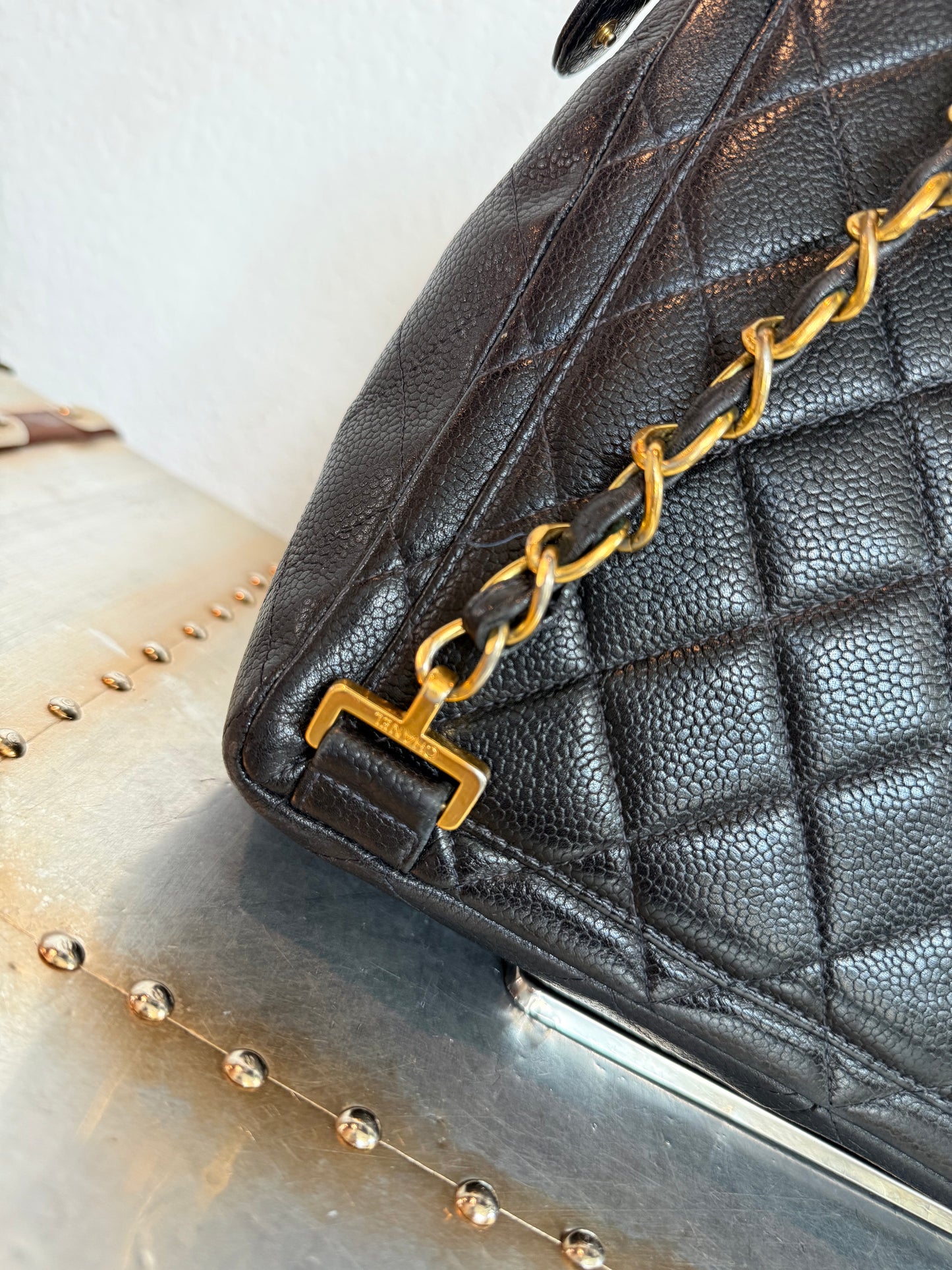 Pre-owned Authentic Chanel Vintage Caviar Square Backpack