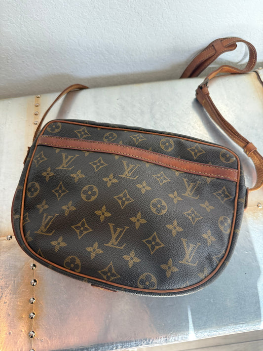 Pre-owned Authentic Louis Vuitton Jeune Fille GM Monogram Crossbody Bag