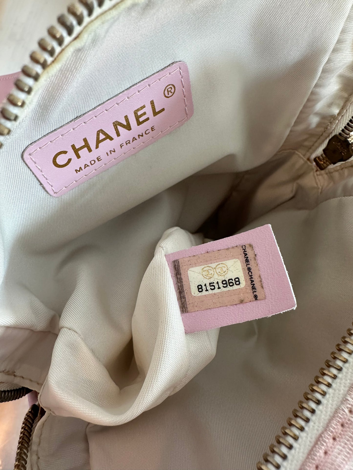 Pre-owned Authentic Chanel Travel Line Pink Crossbody Bag