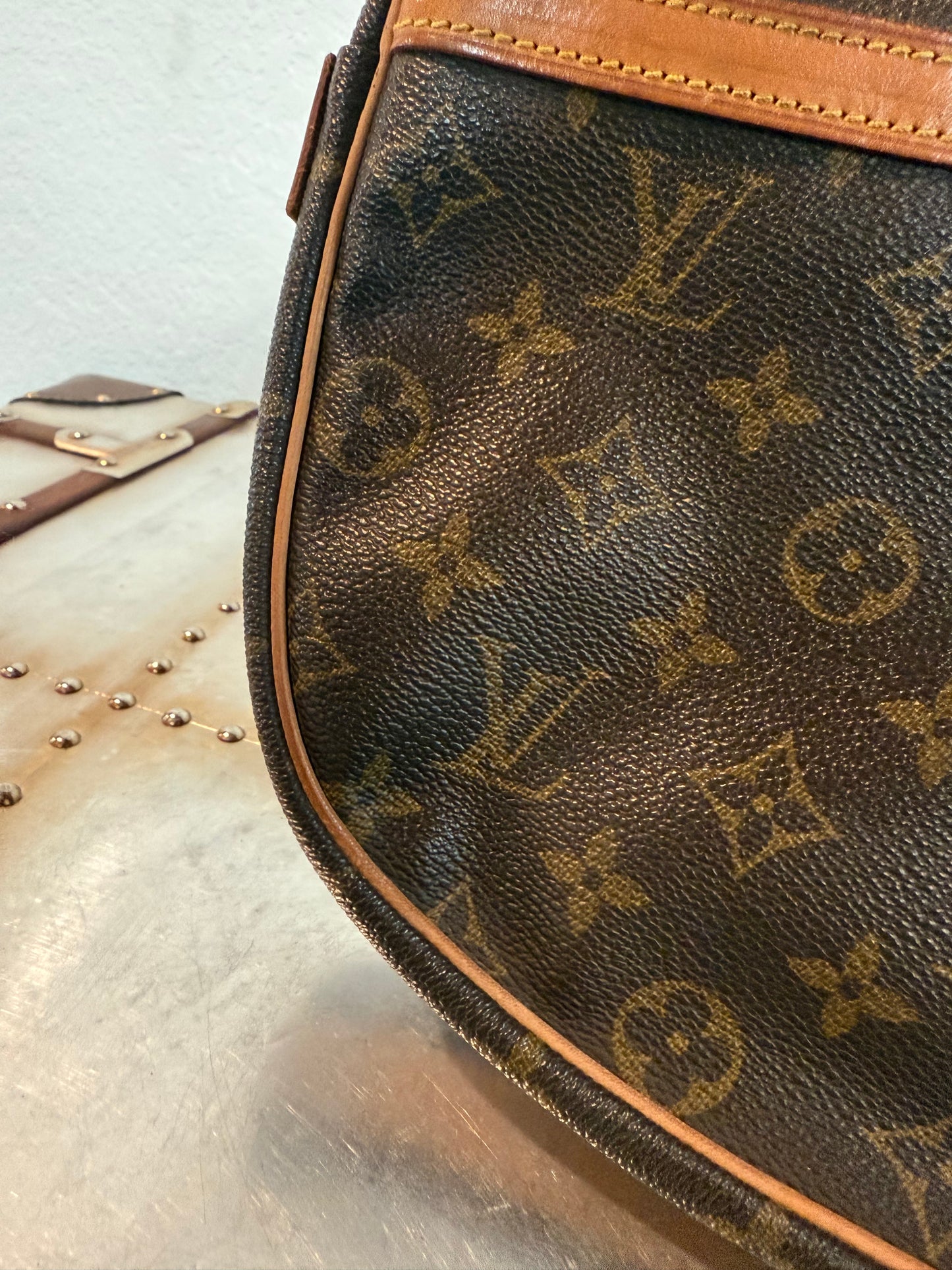 Pre-owned Authentic Louis Vuitton Jeune Fille GM Monogram Crossbody Bag