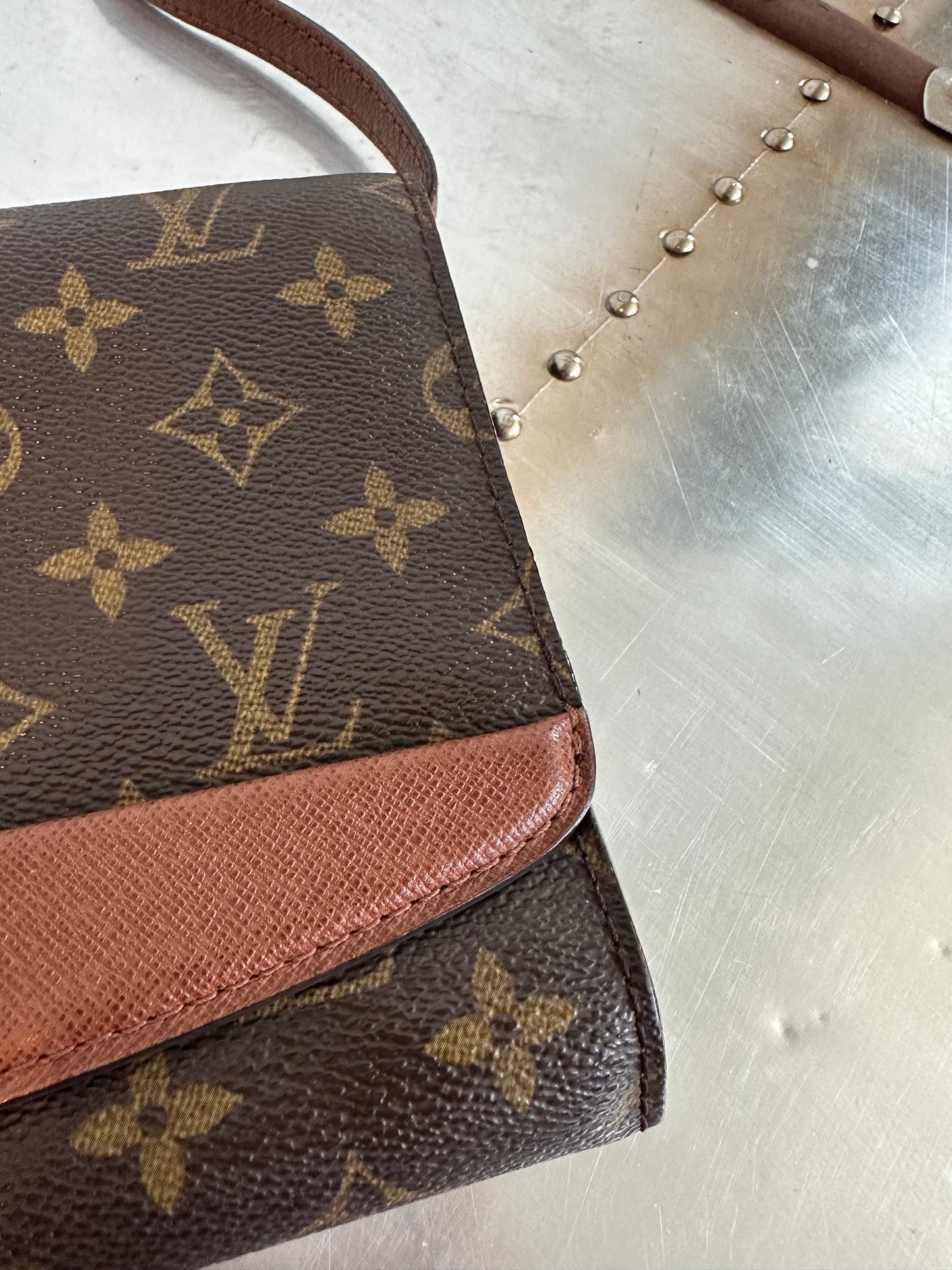 Louis Vuitton Bordeaux 2-Way Clutch / Shoulder Bag