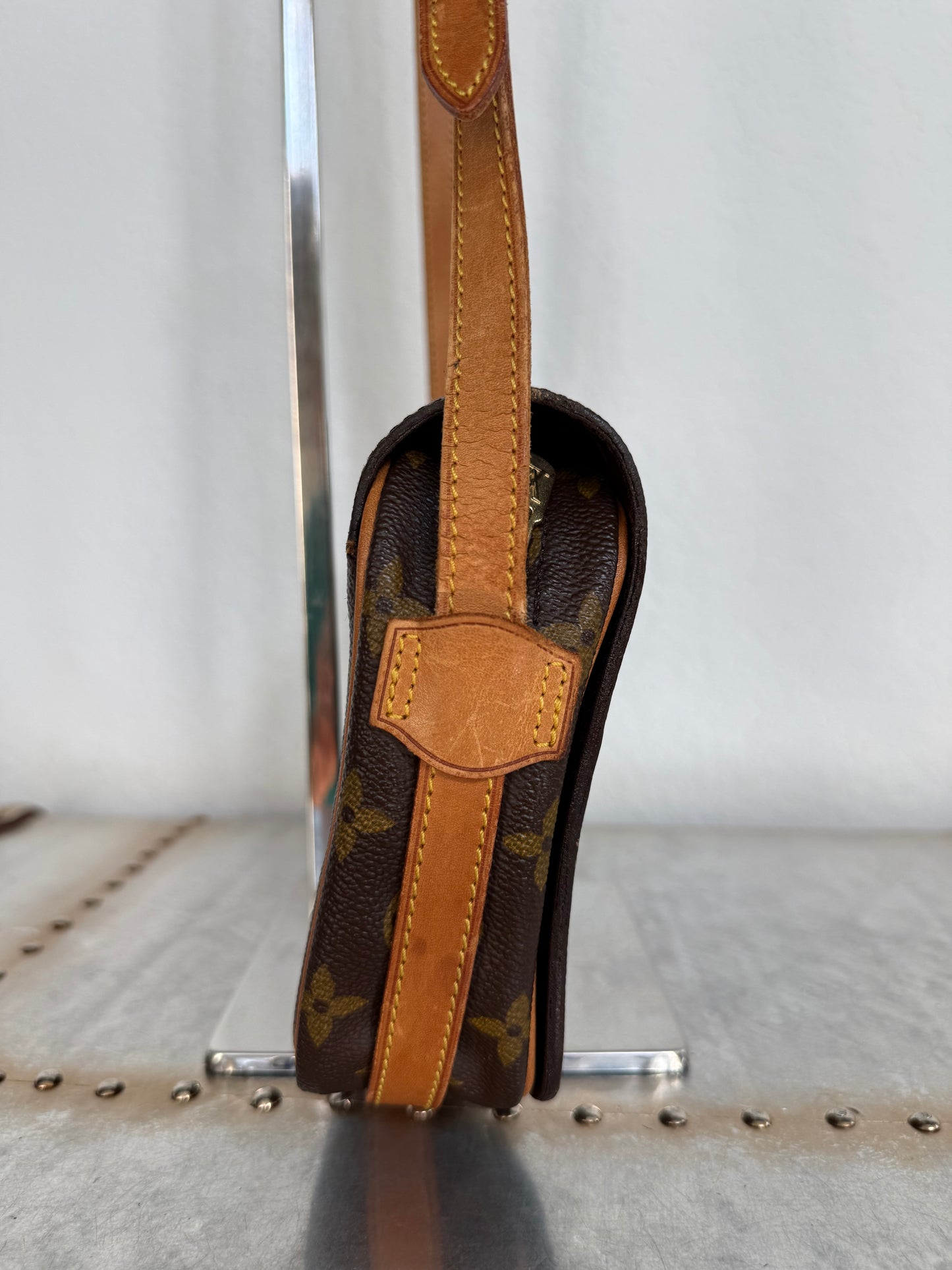 Pre-owned Louis Vuitton Saint Germain 24 Monogram Crossbody / Shoulder Bag