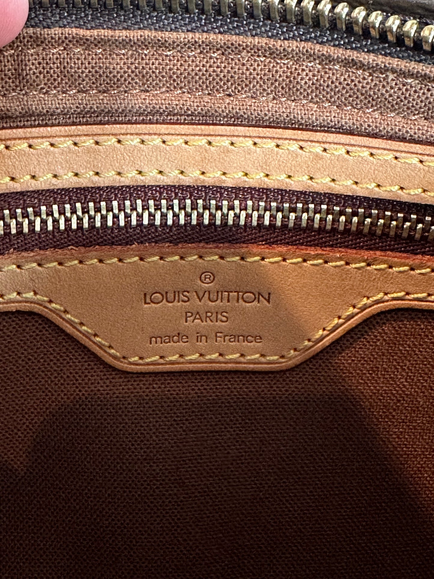 Pre-owned Authentic Louis Vuitton Trotteur Monogram Shoulder / Crossbody Bag
