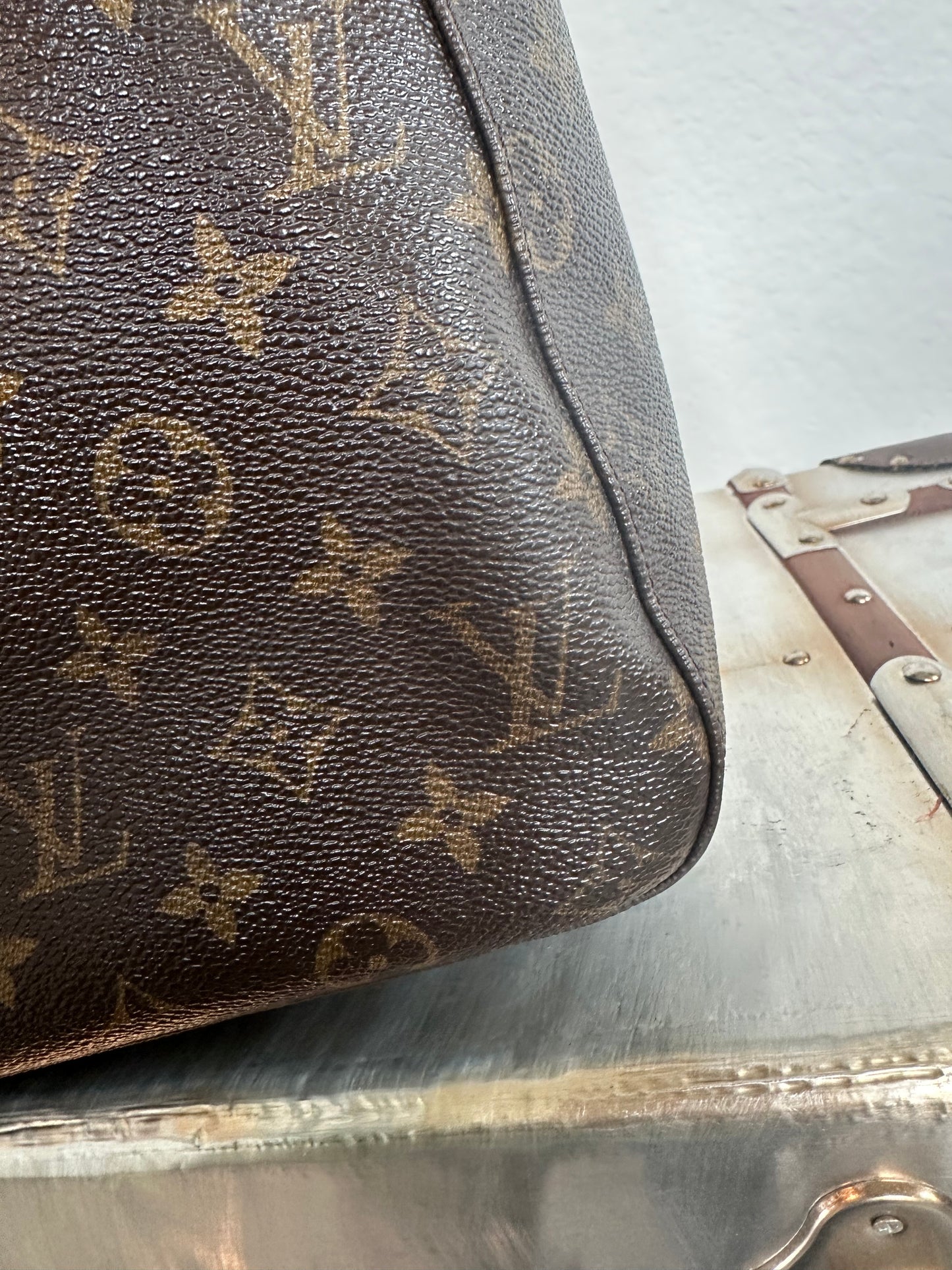 Pre-owned Authentic Louis Vuitton Looping GM Monogram Shoulder Bag