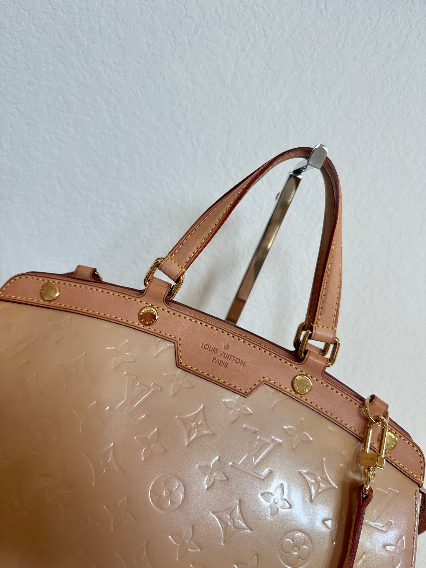 Pre-owned Authentic Louis Vuitton Brea Rose MM Angelique Tote / Shoulder Bag