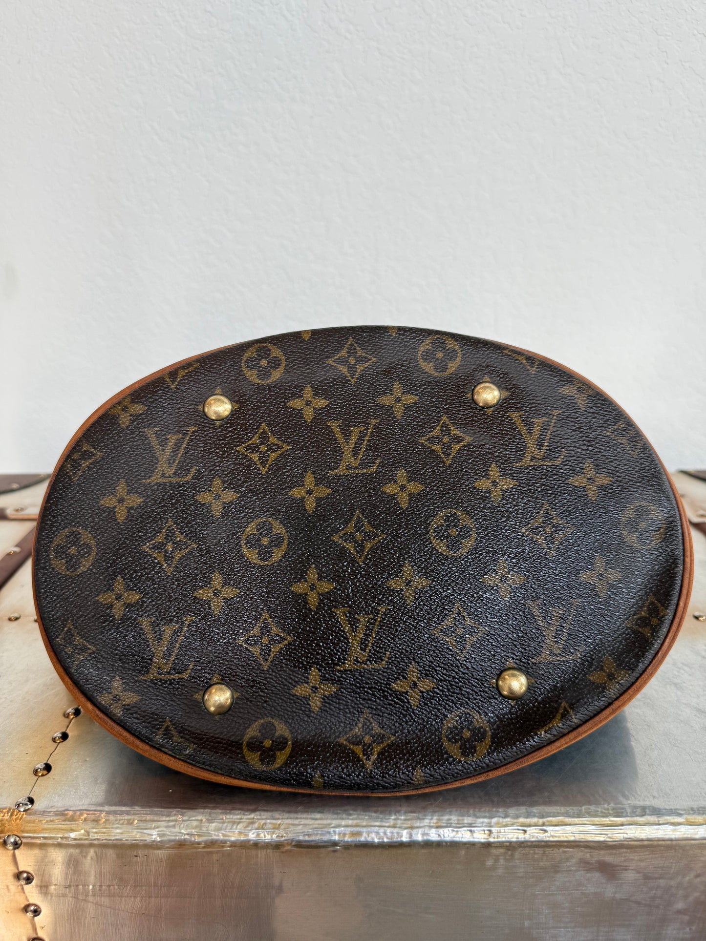 Pre-owned Authentic Louis Vuitton Bucket GM Monogram Shoulder Bag