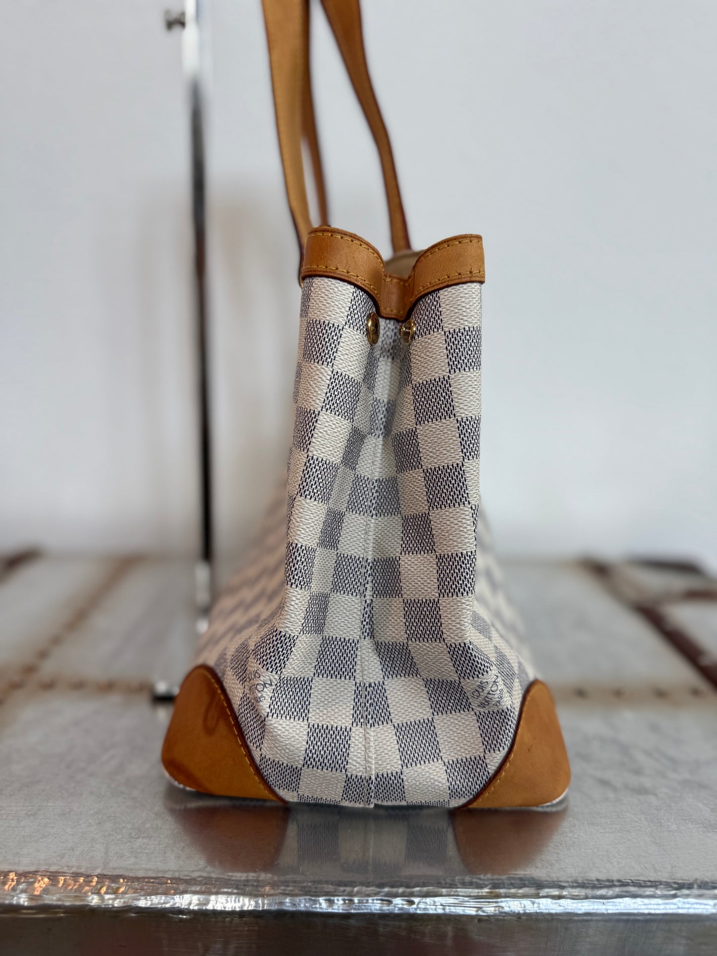 Pre-owned Louis Vuitton Hampstead PM Damier Azur Tote / Shoulder Bag