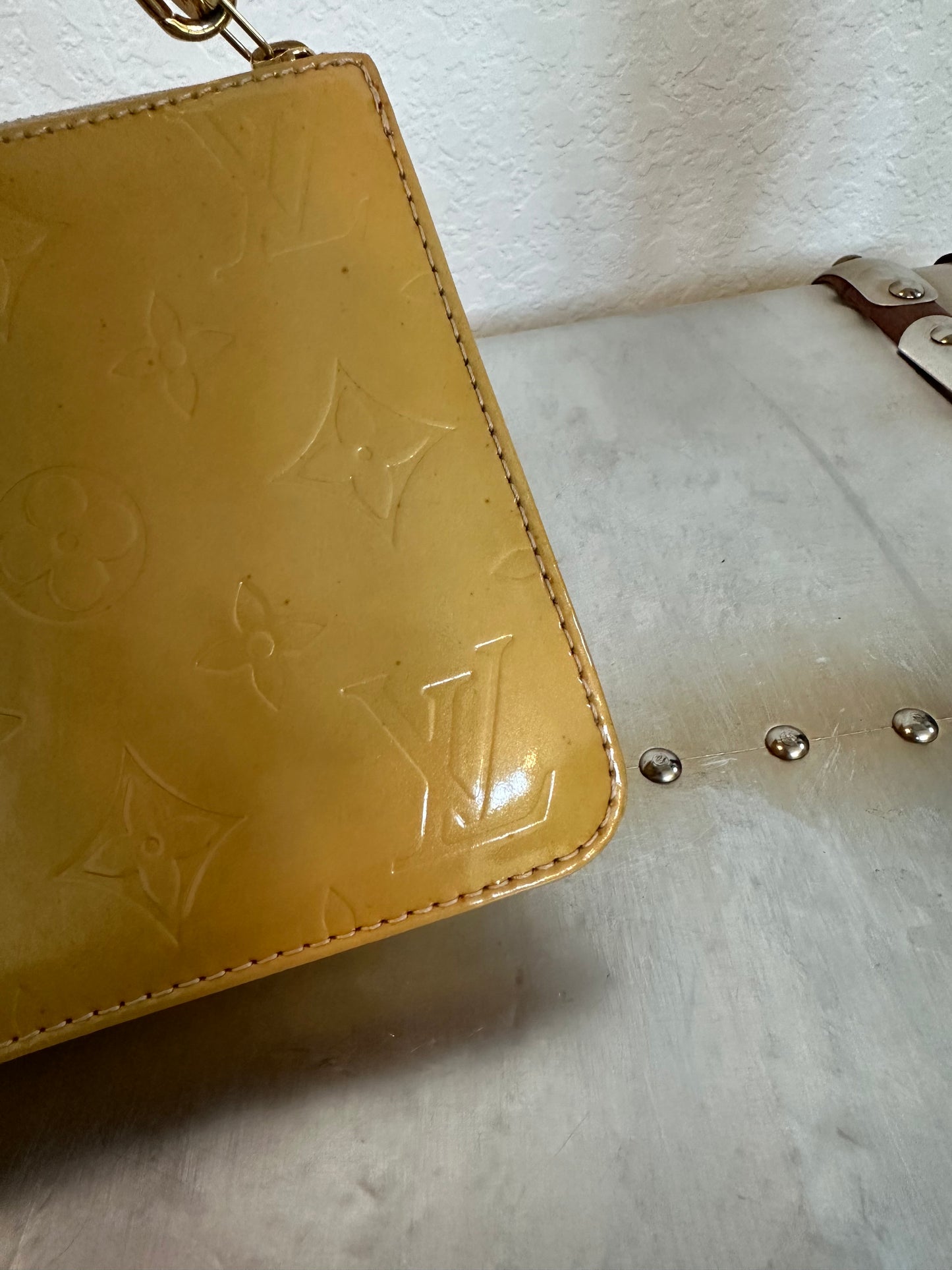 Pre-owned Authentic Louis Vuitton Vernis Lexington Pochette Handbag