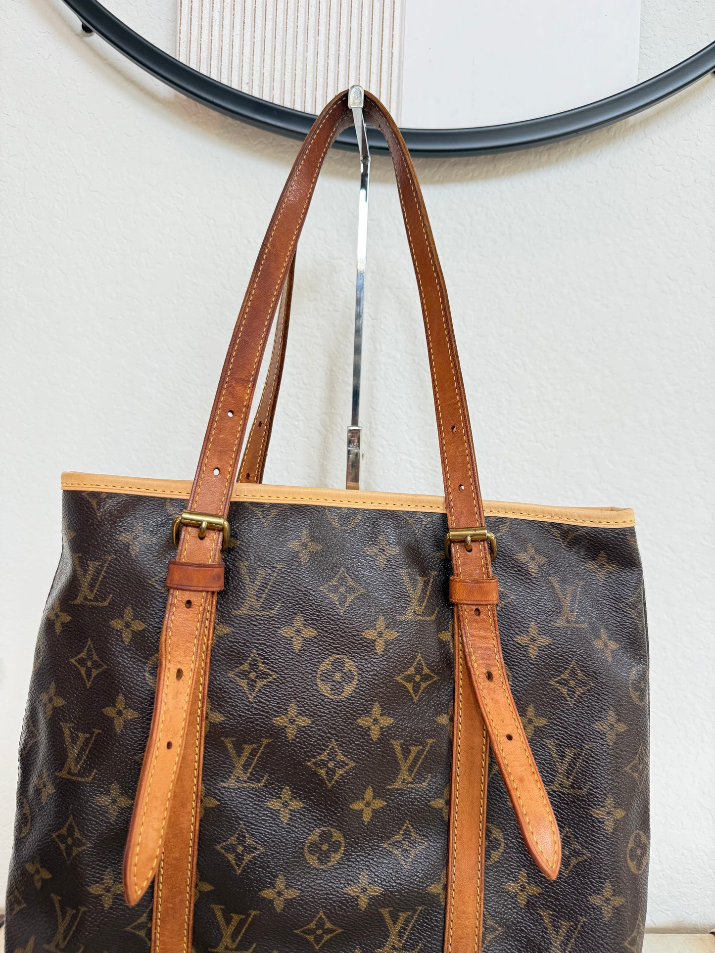 Pre-owned Authentic Louis Vuitton Bucket GM Monogram Shoulder Bag