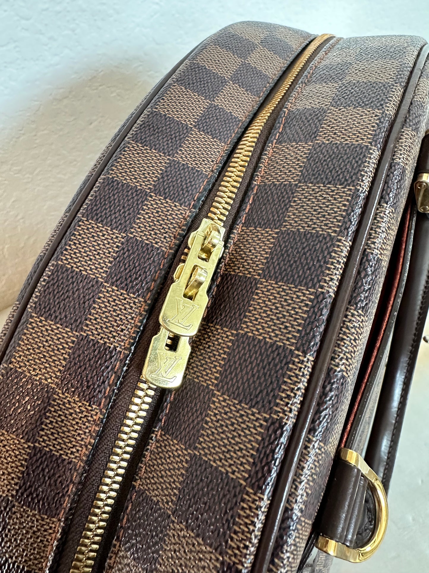 Pre-owned Authentic Louis Vuitton Nolita Damier Ebene Handbag