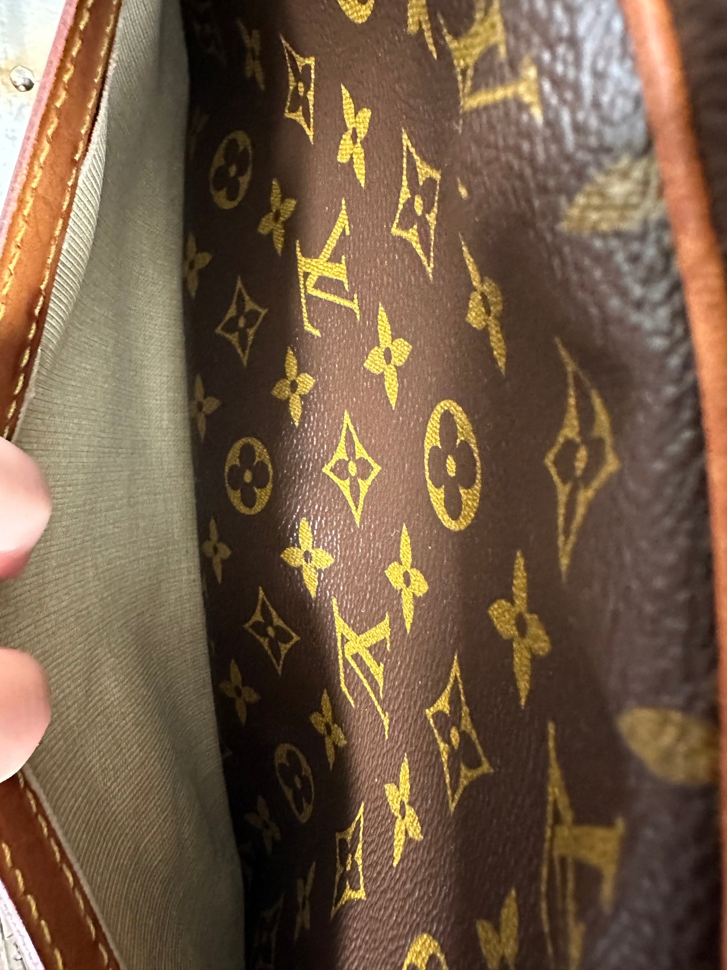 Pre-owned Authentic Louis Vuitton Reporter PM Monogram Shoulder / Crossbody Bag