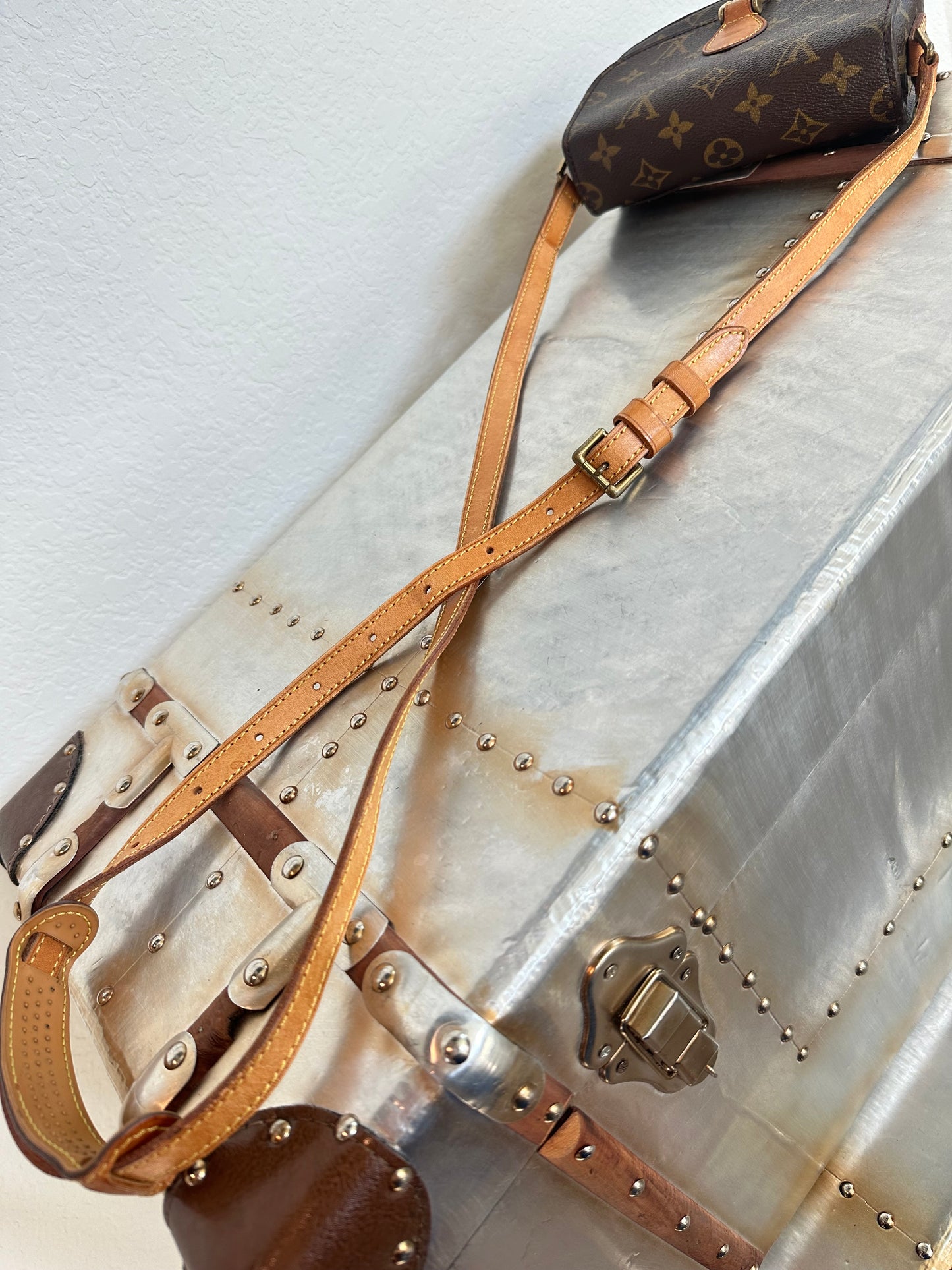Pre-owned Authentic Louis Vuitton Saint Cloud PM Monogram Shoulder / Crossbody Bag