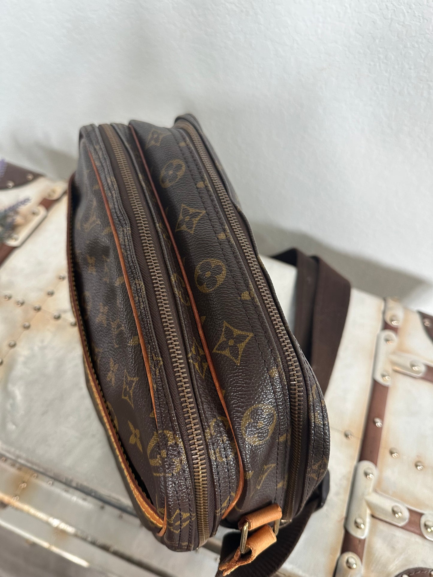 Pre-owned Authentic Louis Vuitton Reporter PM Monogram Shoulder / Crossbody Bag