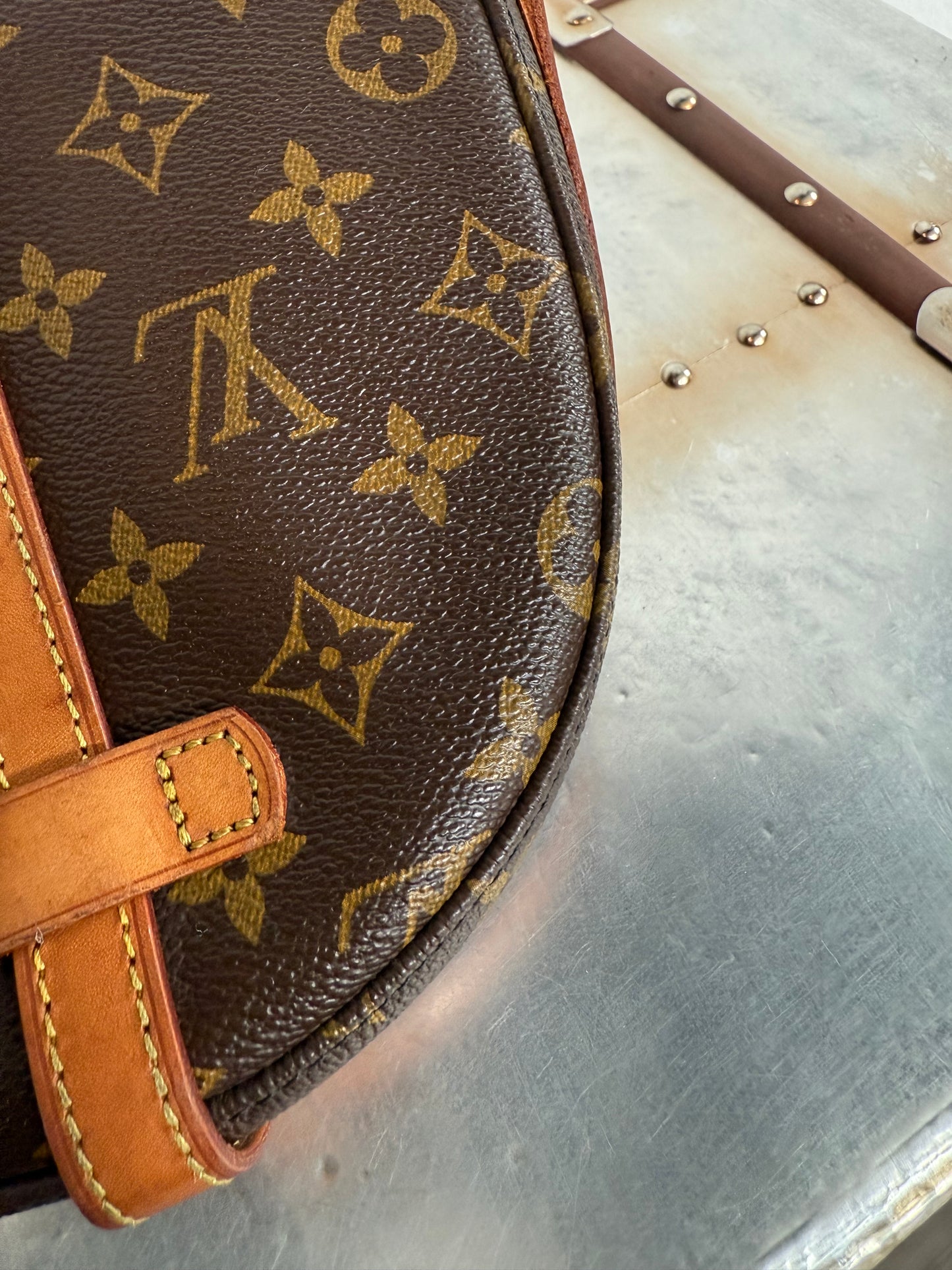Pre-owned Authentic Louis Vuitton Chantilly PM Monogram Crossbody Bag
