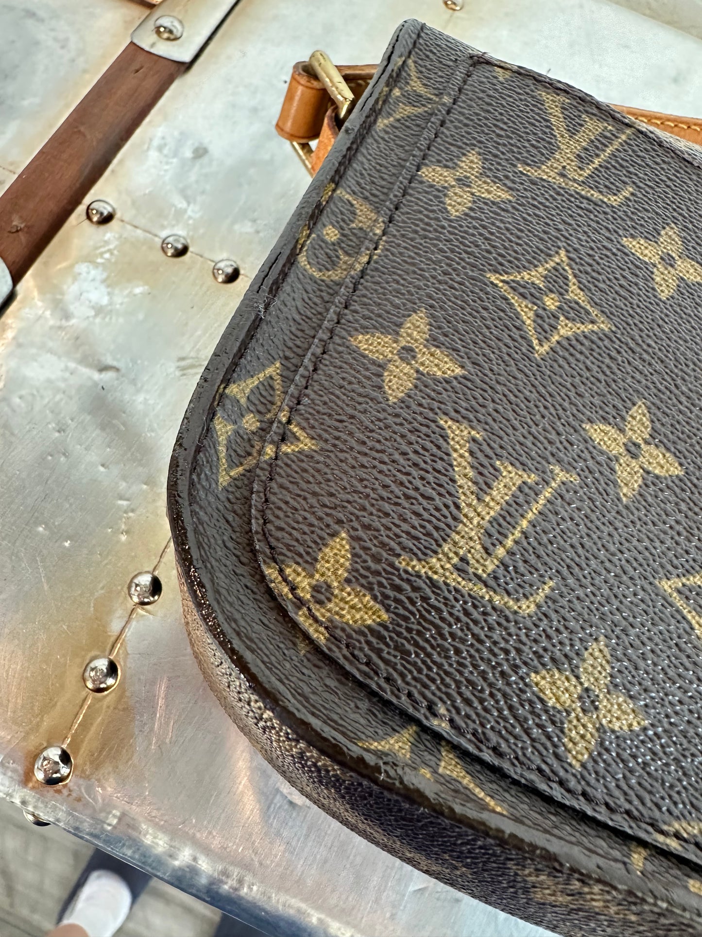 Pre-owned Authentic Louis Vuitton Saint Cloud PM Monogram Shoulder / Crossbody Bag