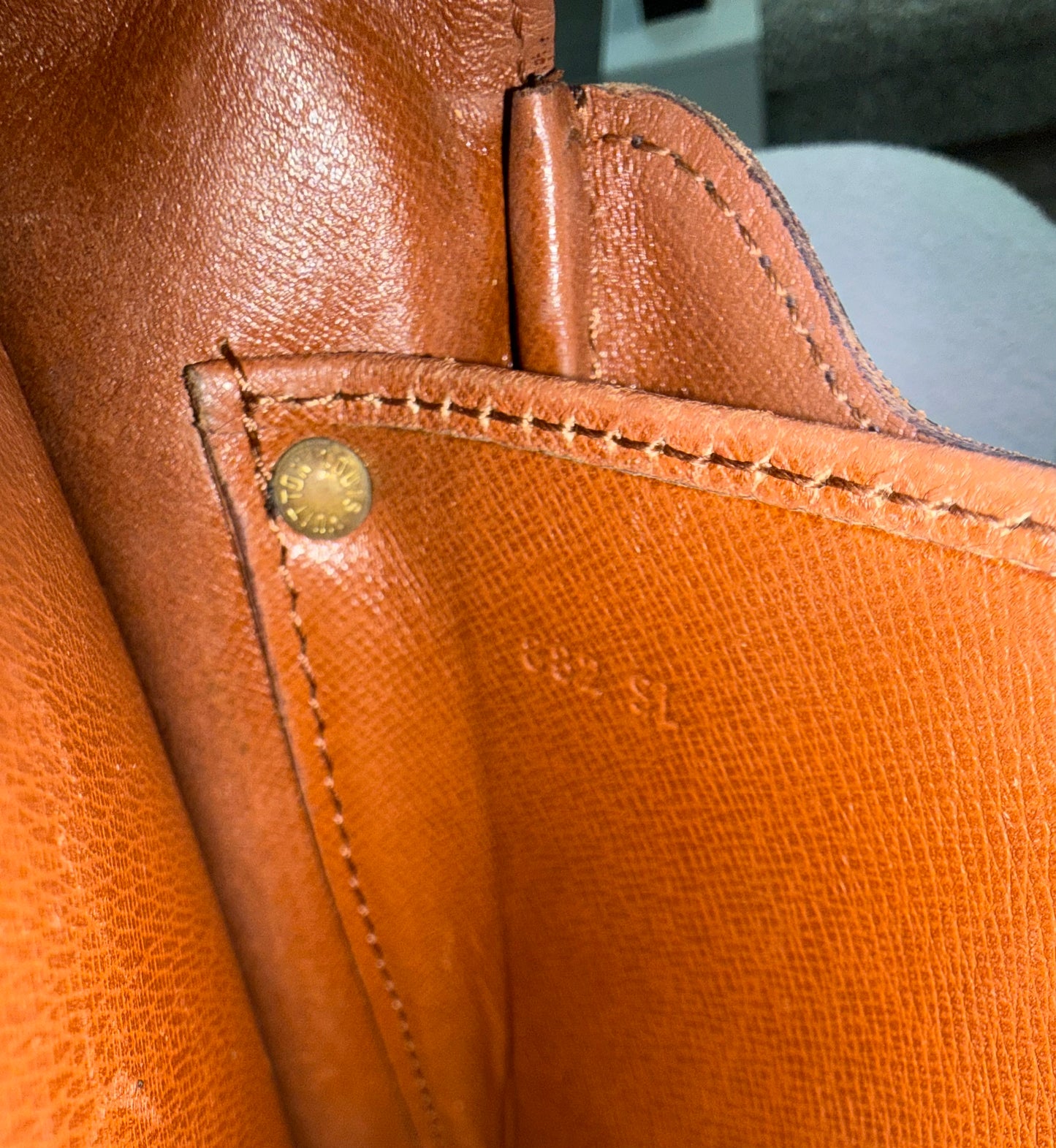 Pre-owned Louis Vuitton Cartouchiere MM Monogram Shoulder / Crossbody Bag