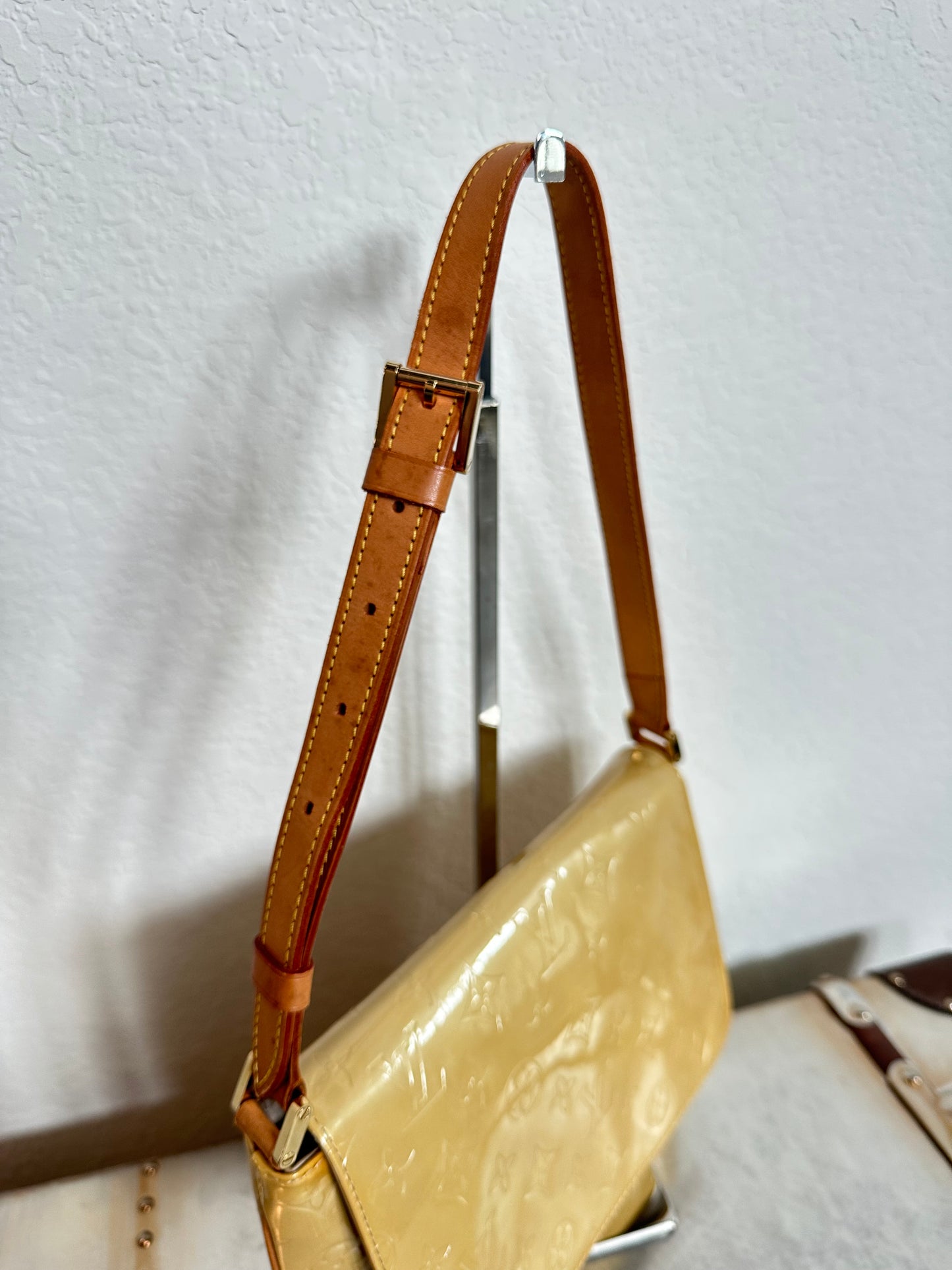 Pre-owned Authentic Louis Vuitton Vernis Thompson Street Shoulder Bag