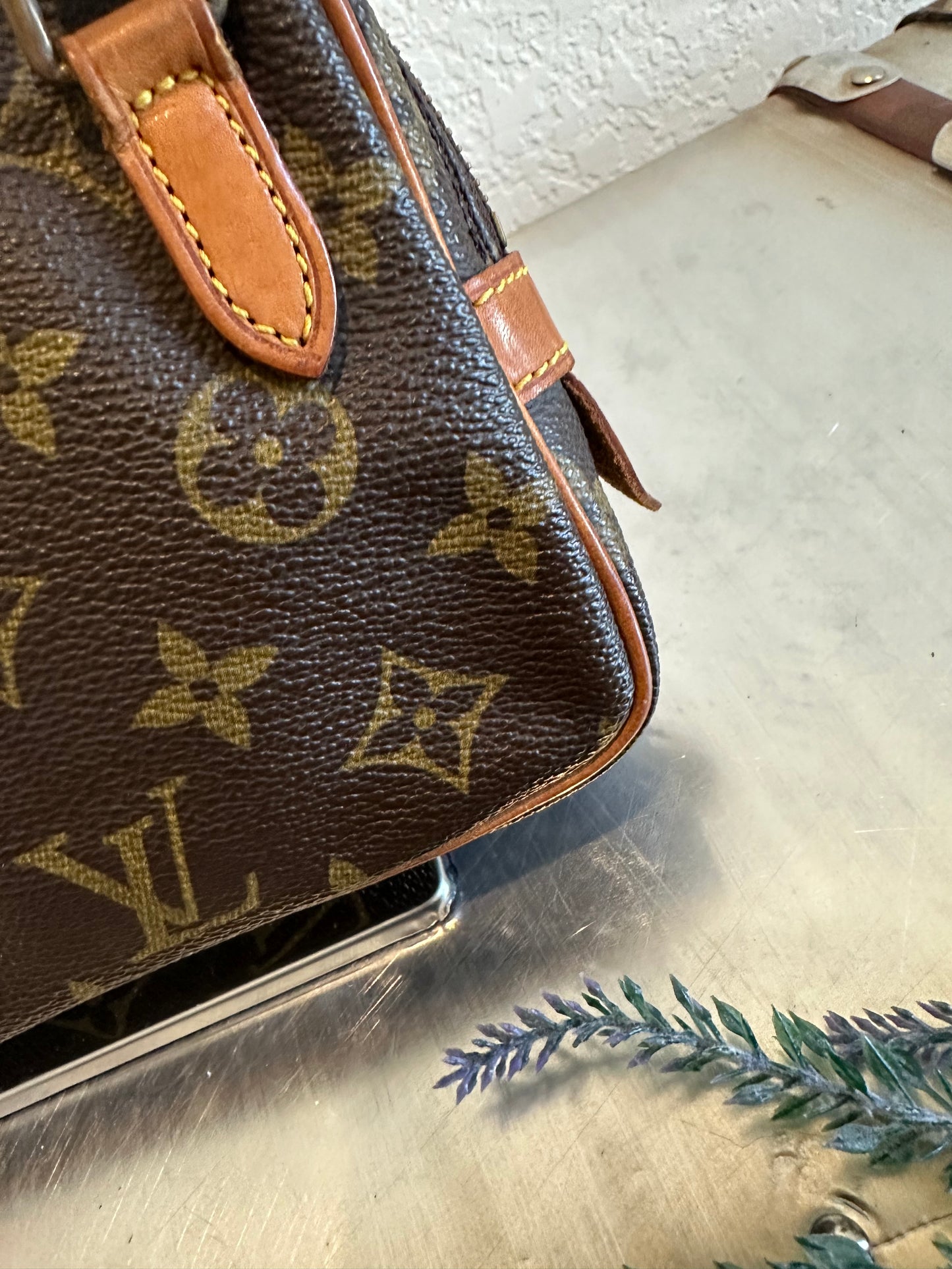 Pre-owned Authentic Louis Vuitton Marly Bandouliere Monogram Crossbody Bag