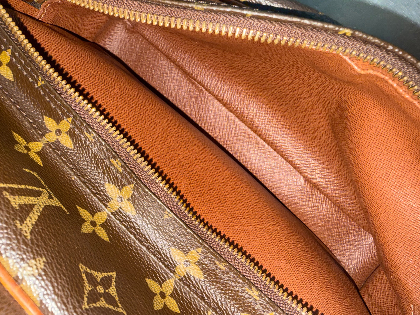 Pre-owned Authentic Louis Vuitton Nile PM Monogram Shoulder Bag/ Crossbody Bag