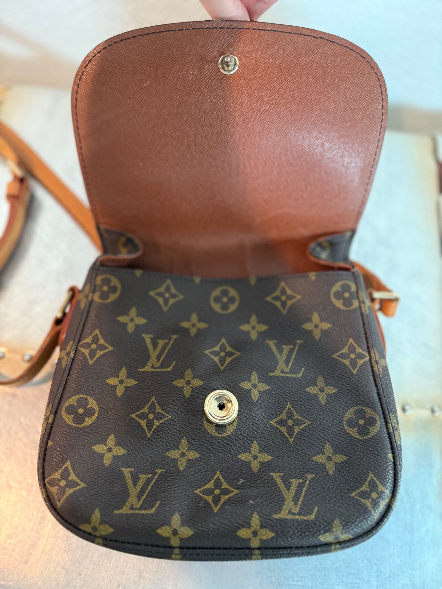 Pre-owned Authentic Louis Vuitton Saint Cloud MM Monogram Shoulder / Crossbody Bag