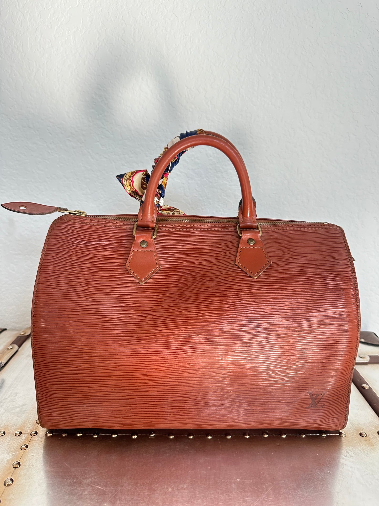 Pre-owned Authentic Louis Vuitton Speedy 30 Epi Handbag