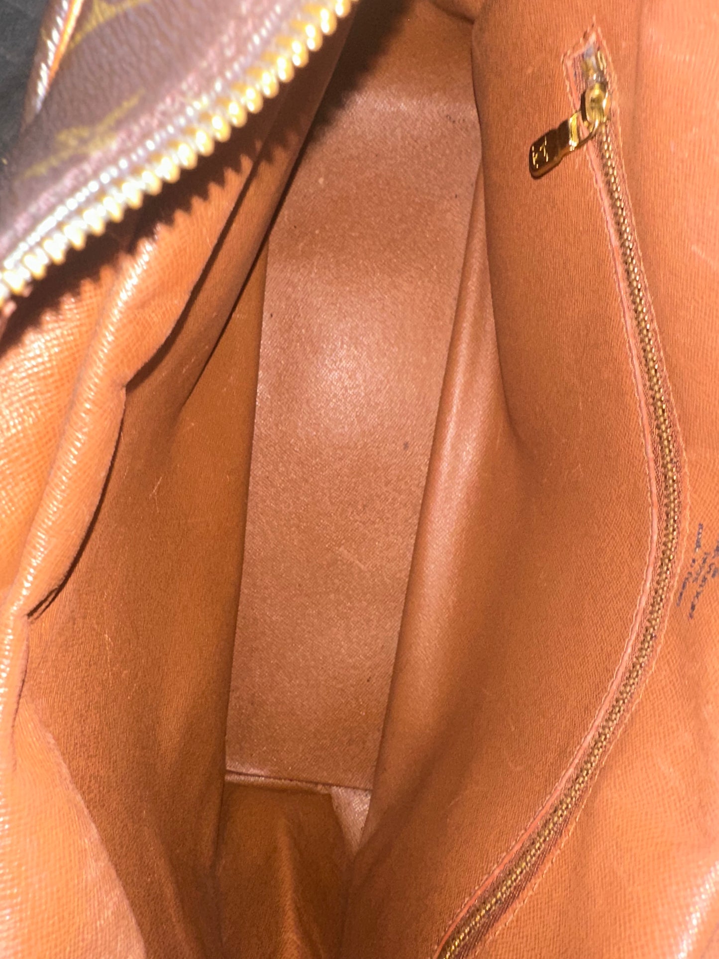 Pre-owned Authentic Louis Vuitton Boulogne 35 Monogram Shoulder Bag