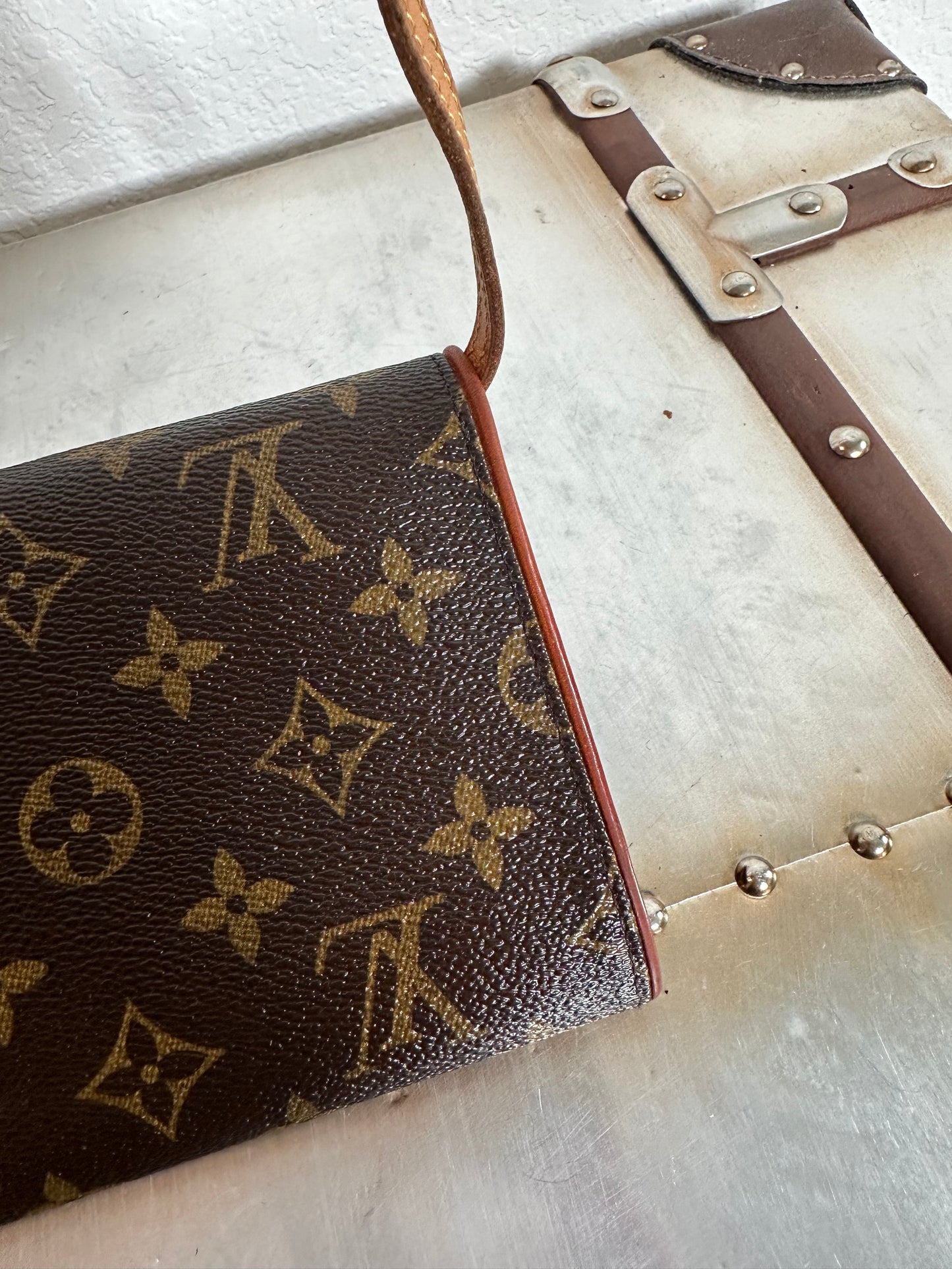 Pre-owned Authentic Louis Vuitton Pochette Twin GM Monogram Shoulder Bag