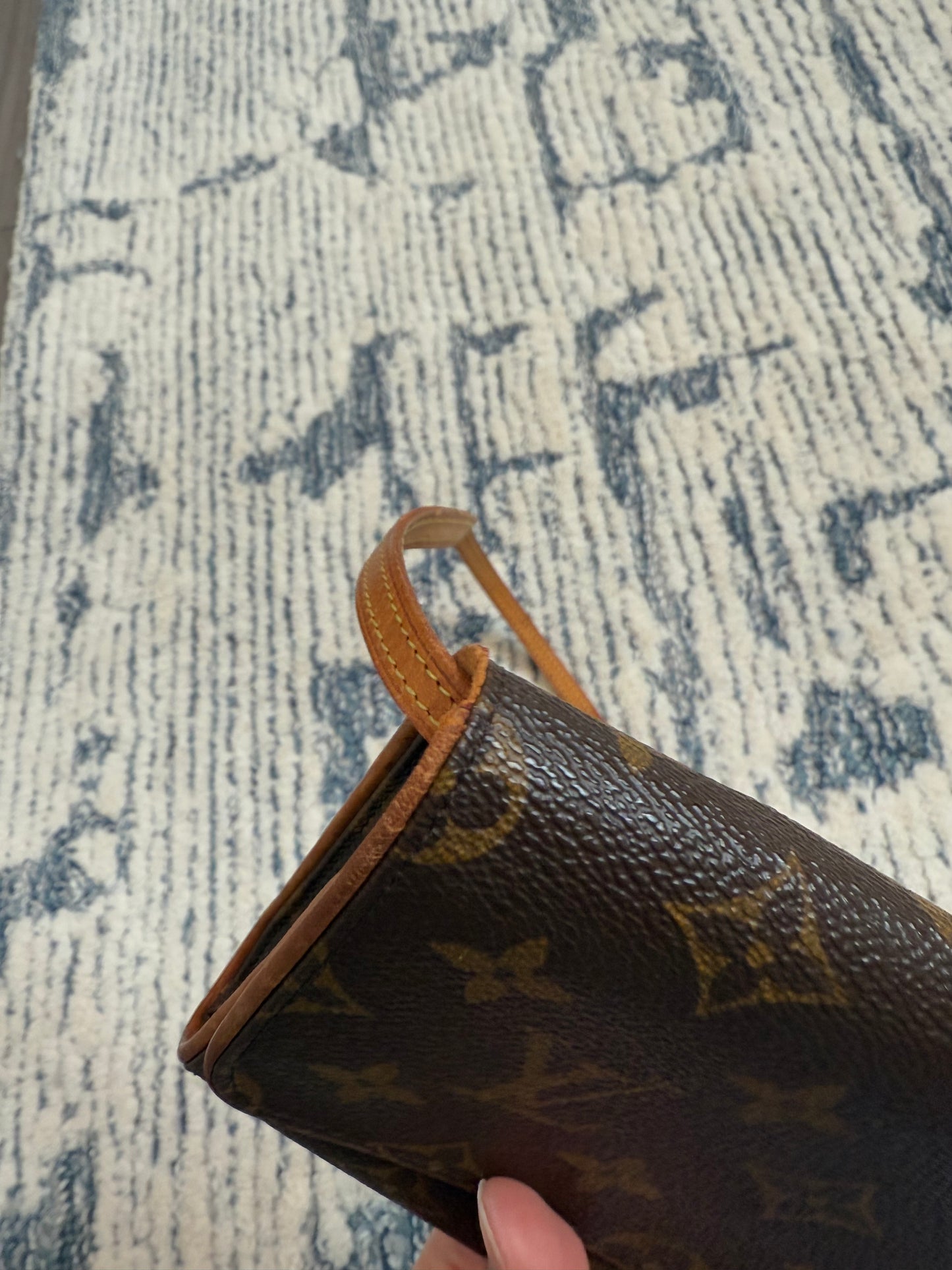 Pre-owned Authentic Louis Vuitton Pochette Twin GM Monogram Shoulder Bag