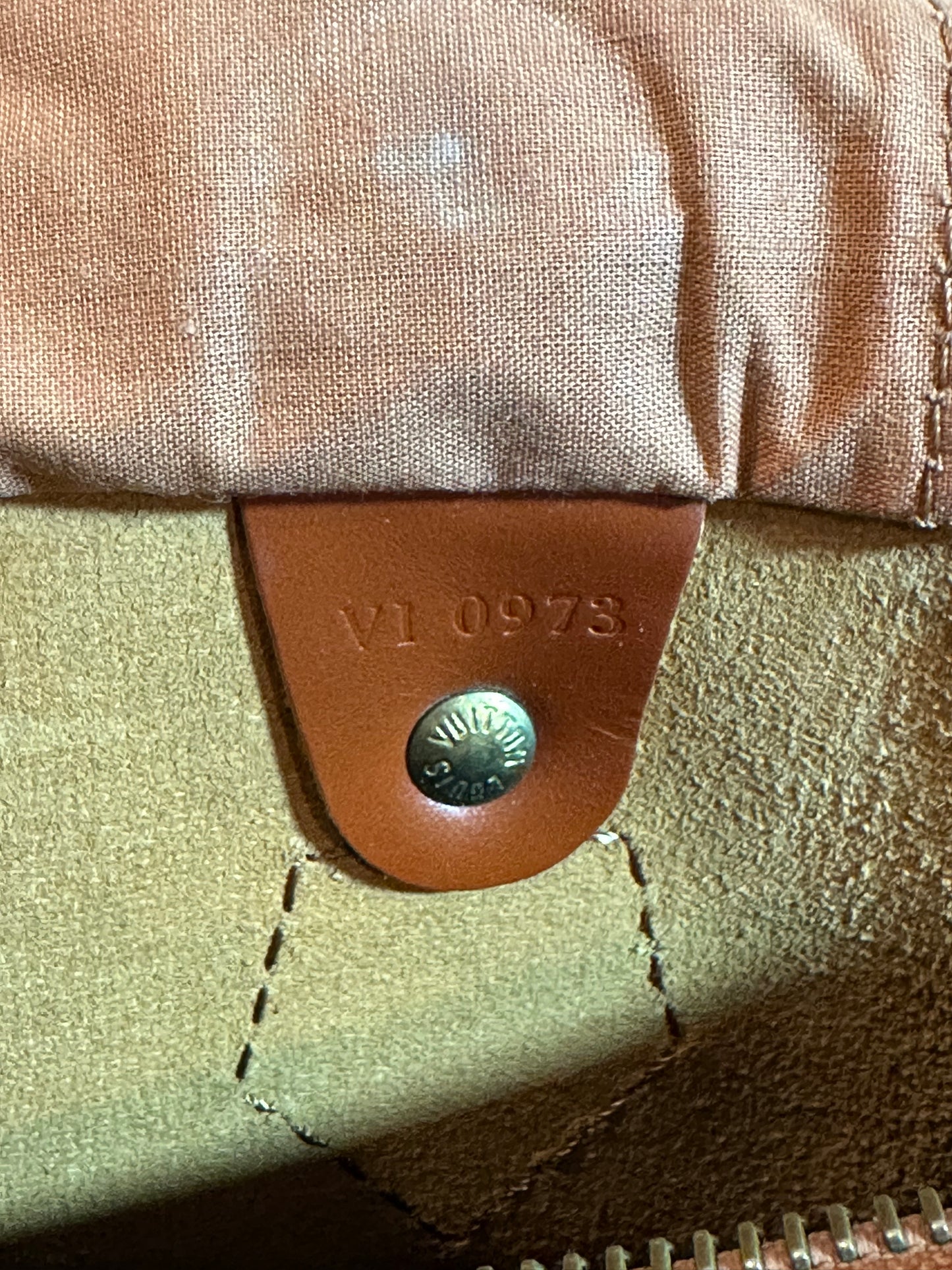 Pre-owned Authentic Louis Vuitton Speedy 30 Epi Handbag