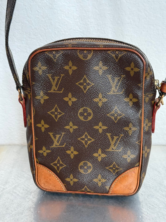 Pre-owned Authentic Louis Vuitton Amazon Monogram Crossbody Bag