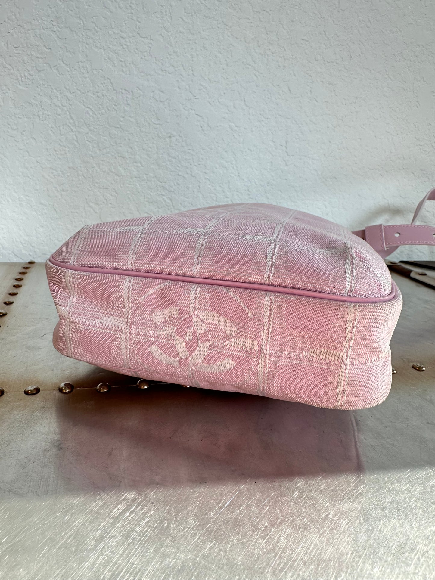 Pre-owned Authentic Chanel Travel Line Pink Crossbody Bag