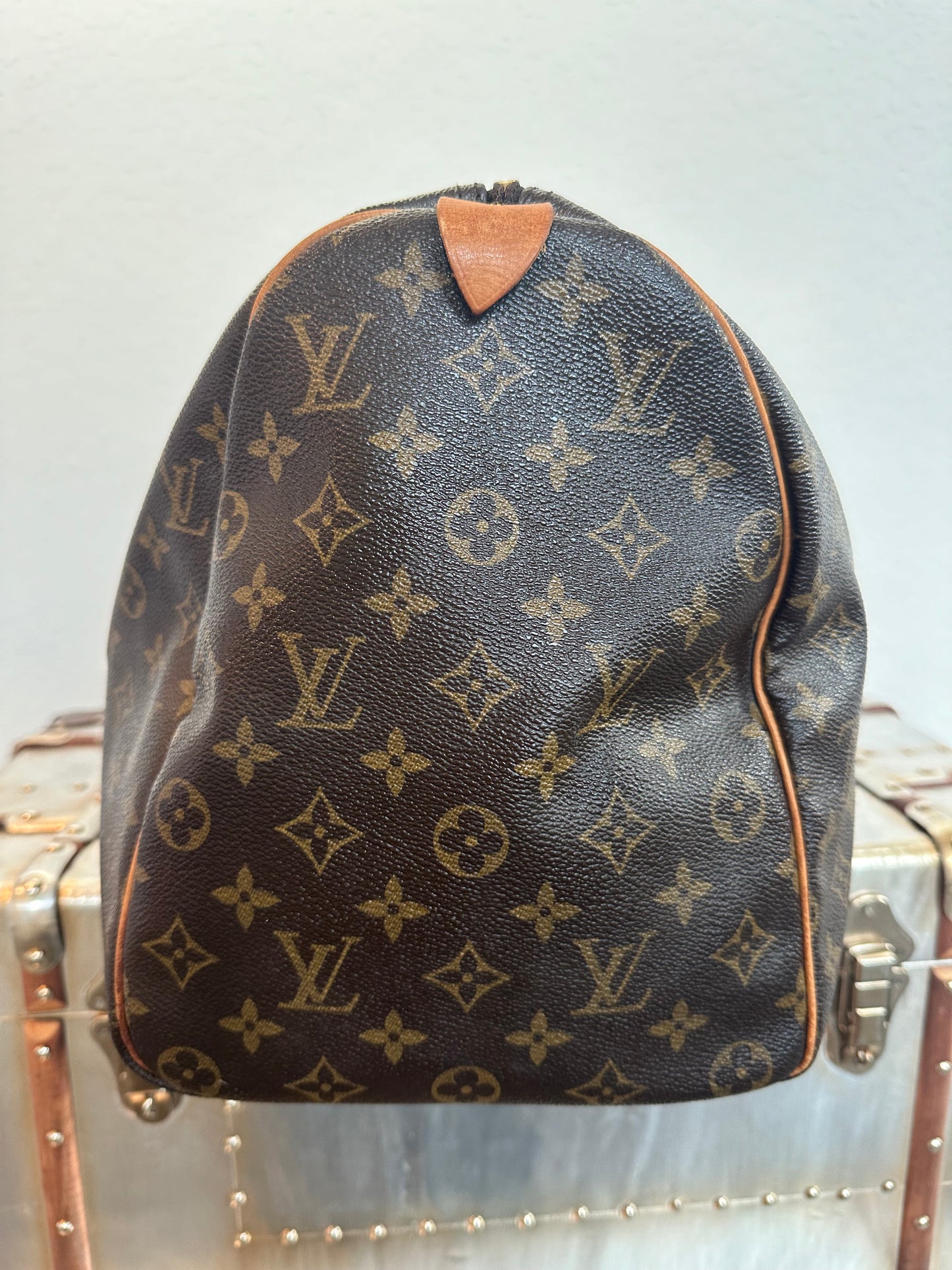 Pre-owned Authentic Louis Vuitton Keepall 45 Monogram Travel Handbag