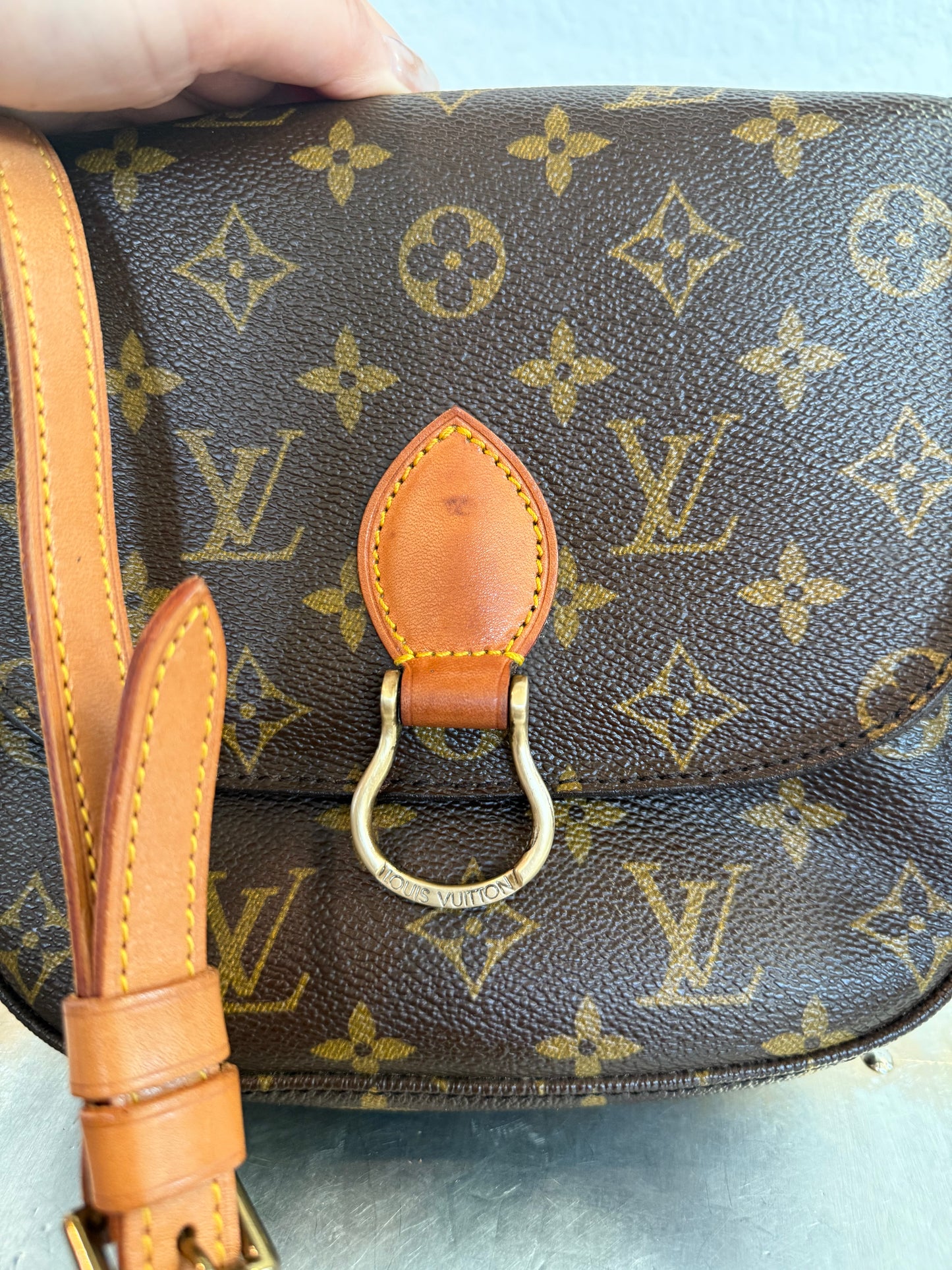 Pre-owned Authentic Louis Vuitton Saint Cloud MM Monogram Shoulder / Crossbody Bag