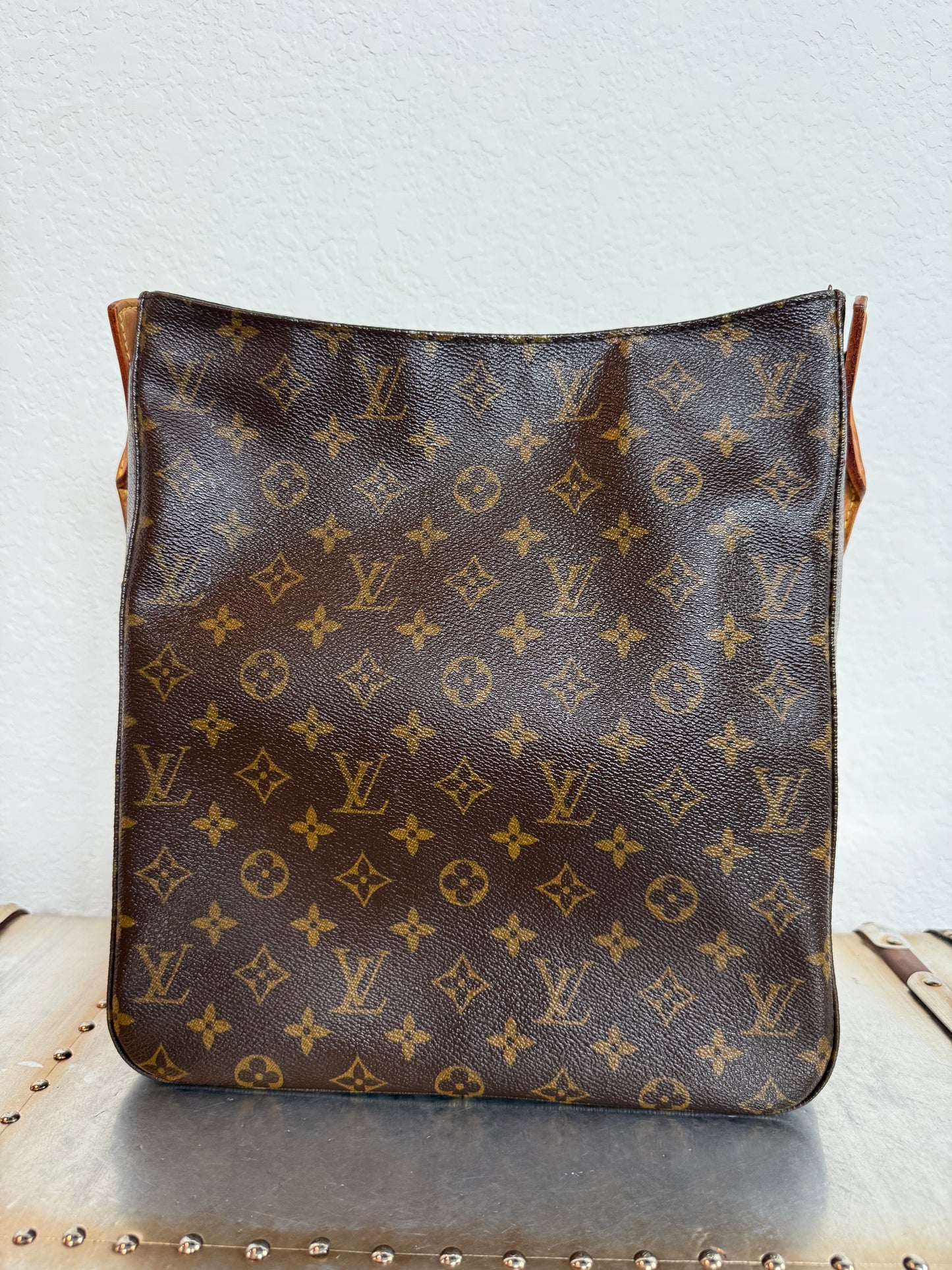 Pre-owned Authentic Louis Vuitton Looping GM Monogram Shoulder Bag