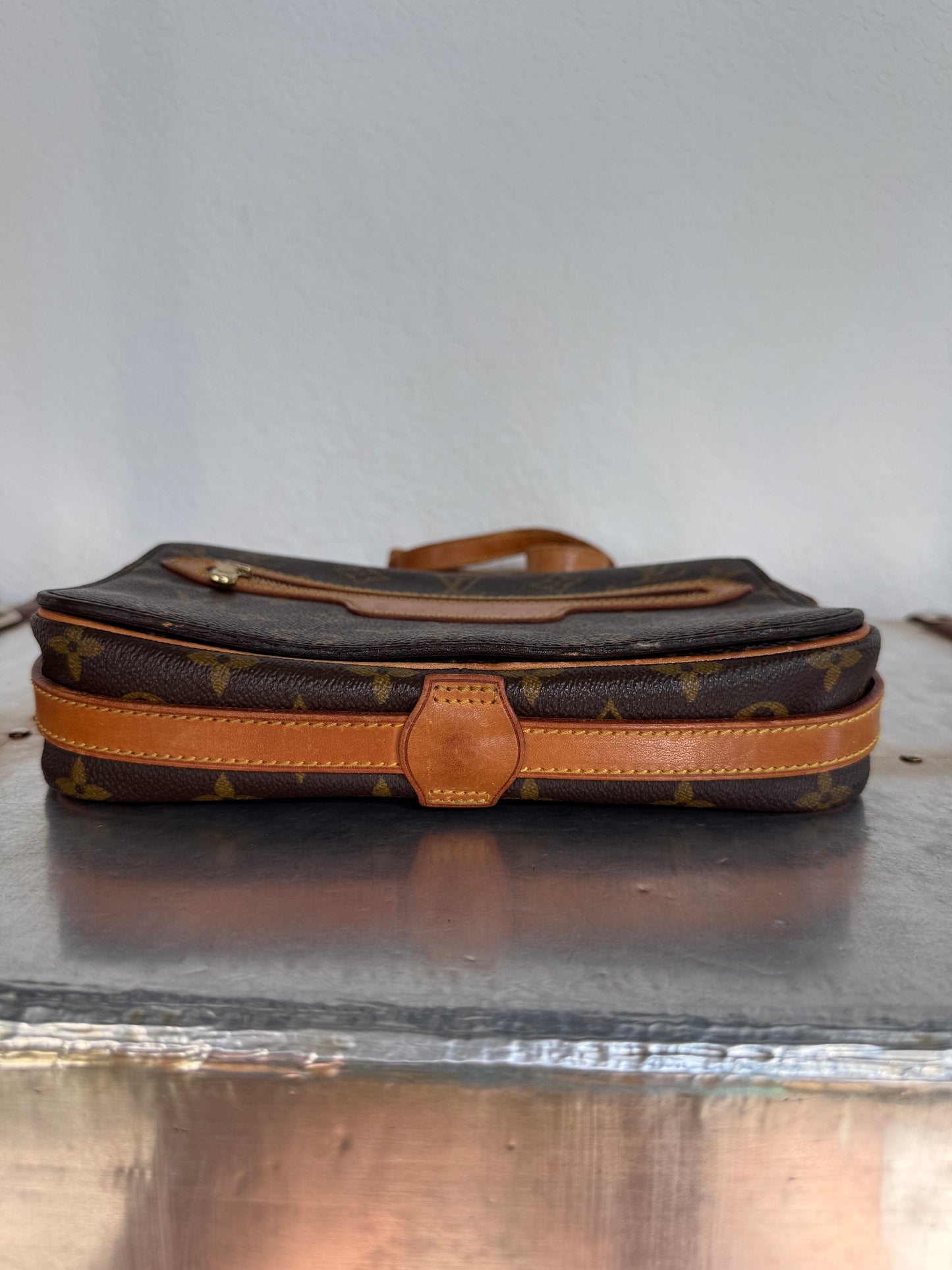Pre-owned Louis Vuitton Saint Germain 24 Monogram Crossbody / Shoulder Bag