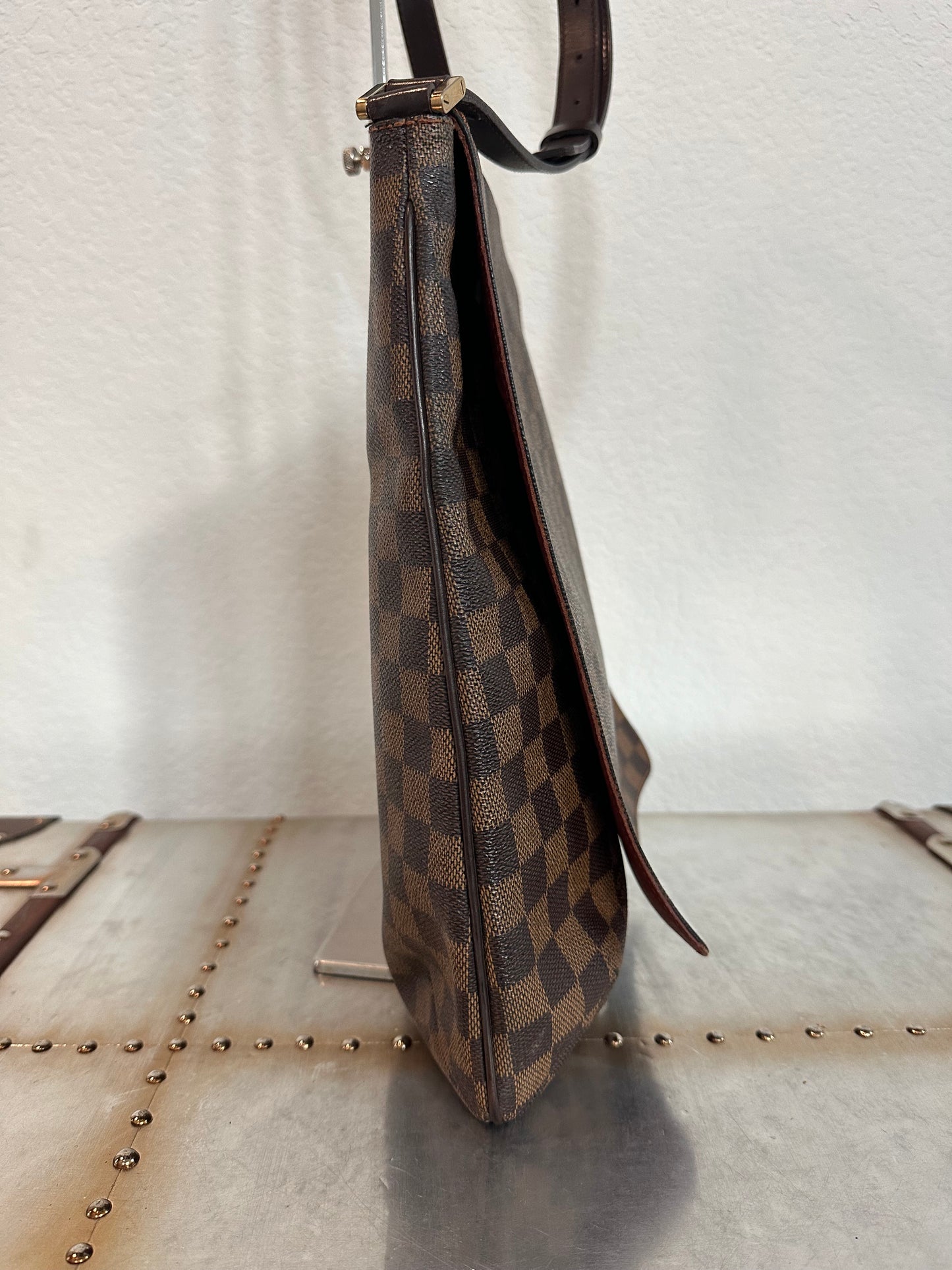 Pre-owned Authentic Louis Vuitton Musette Salsa GM Damier Ebene Shoulder / Crossbody Bag