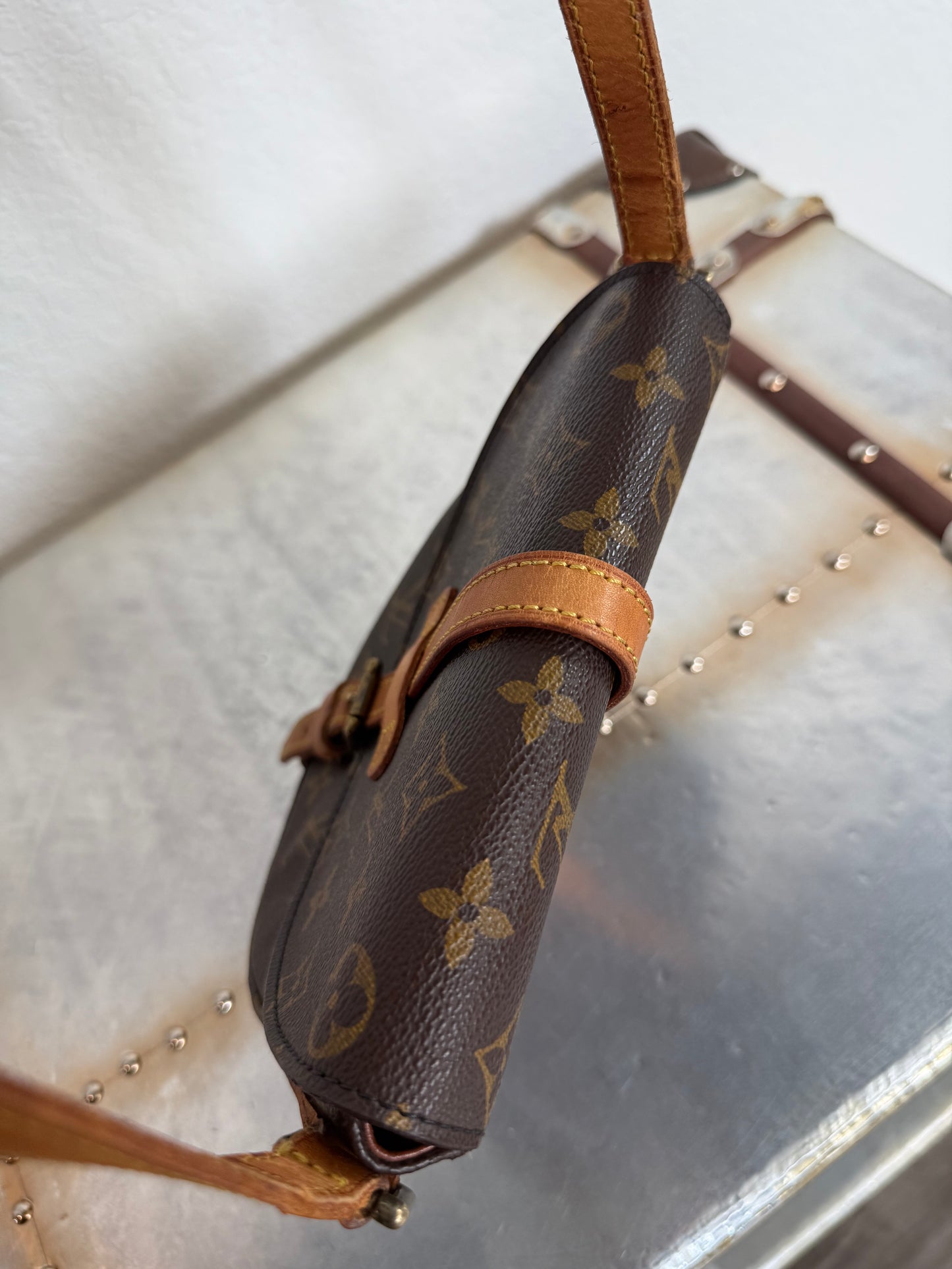 Pre-owned Authentic Louis Vuitton Chantilly PM Monogram Crossbody Bag