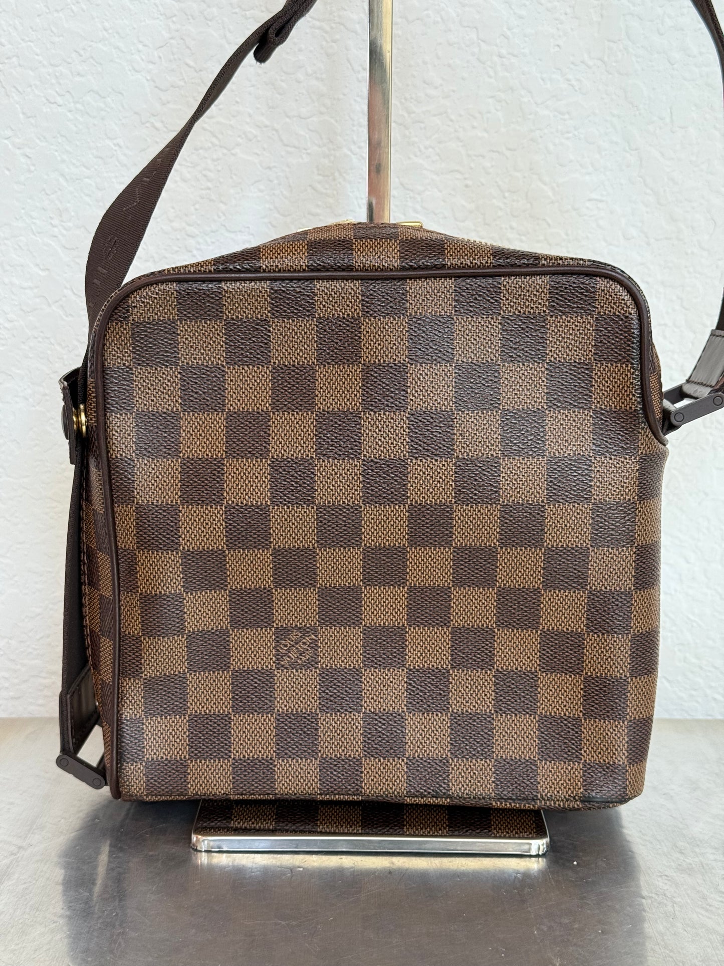 Pre-owned Authentic Louis Vuitton Olav PM Damier Ebene Crossbody Bag