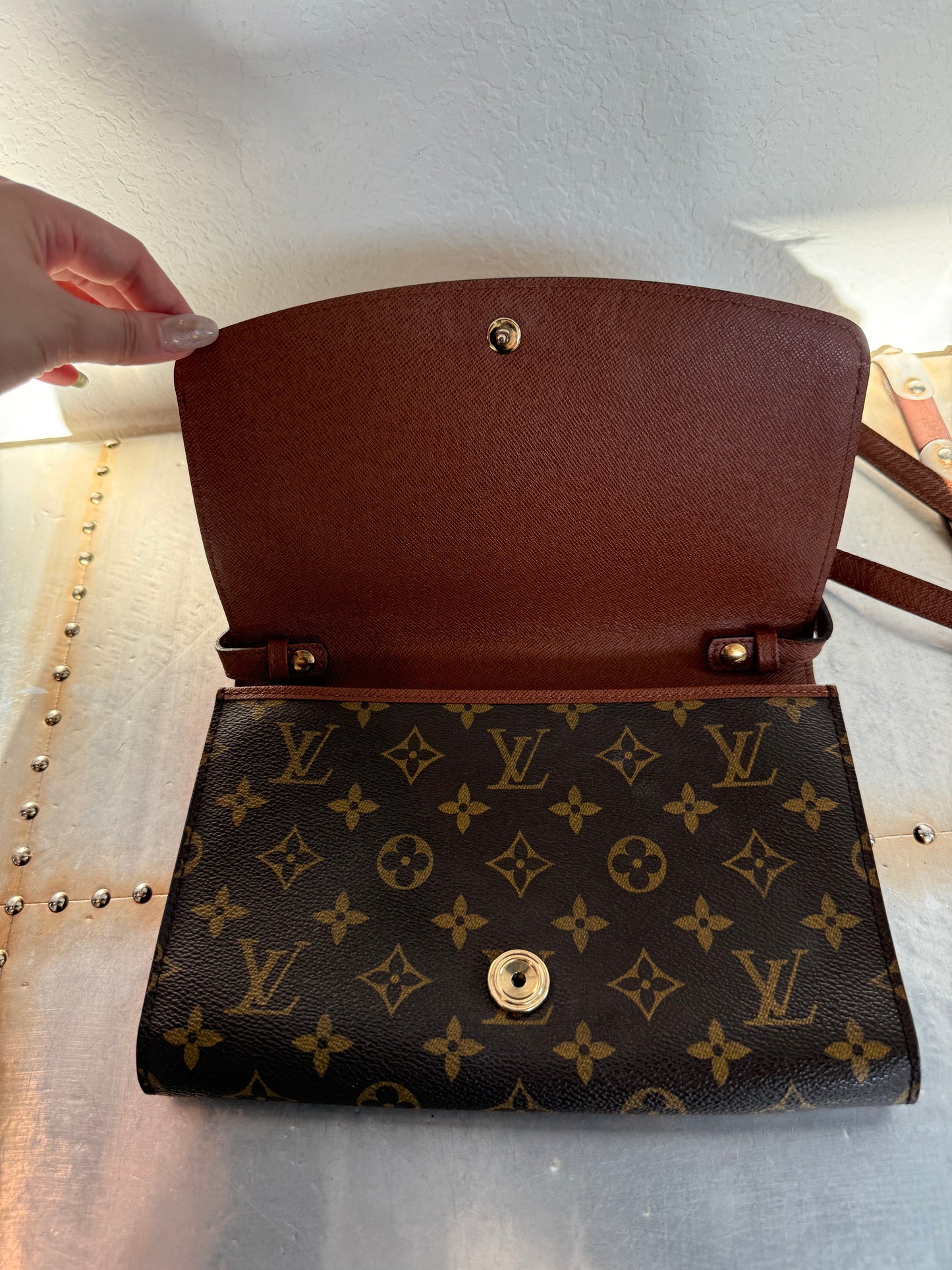 Pre-owned Authentic Louis Vuitton Bordeaux 2-Way Clutch / Shoulder Bag