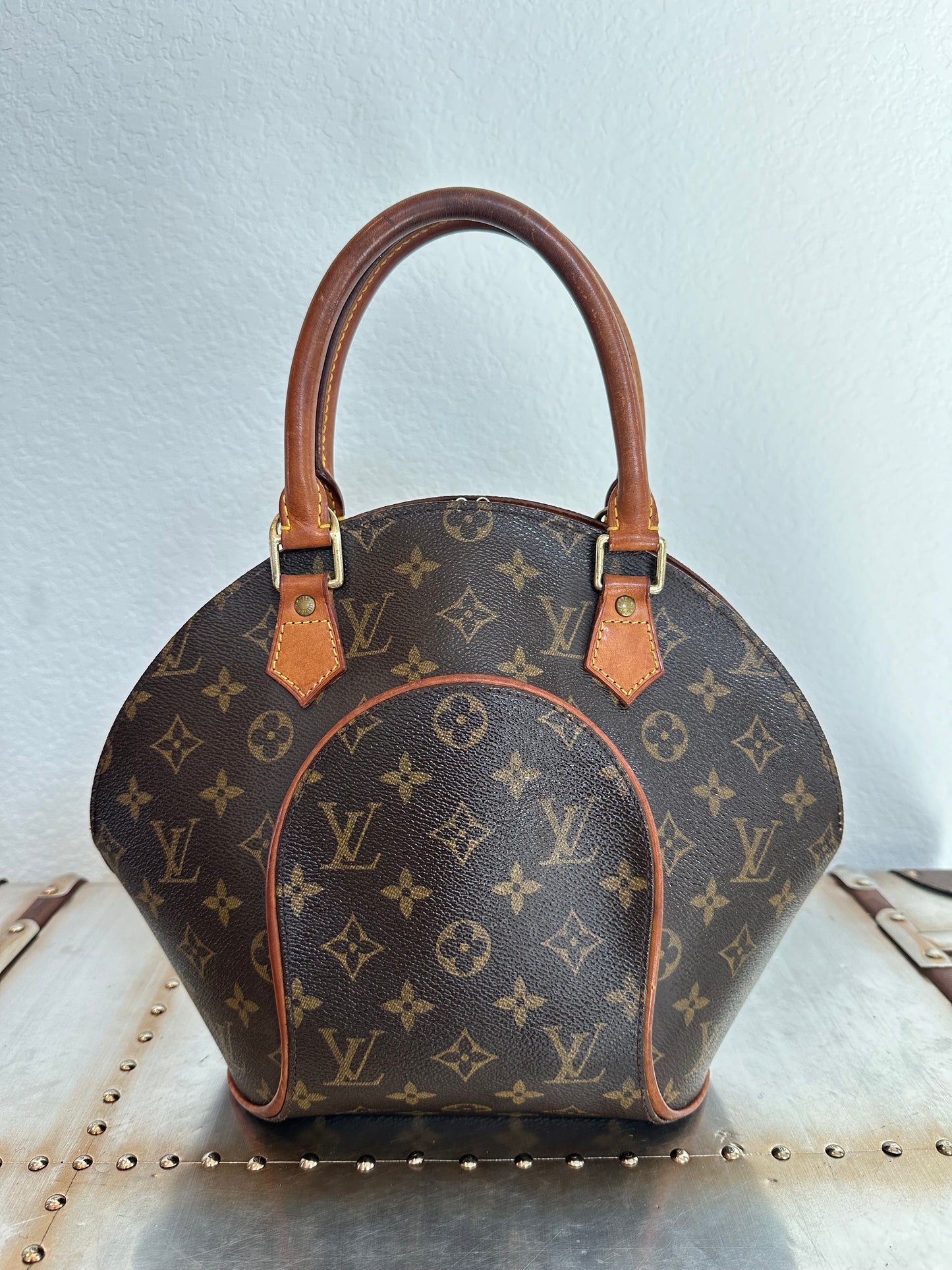 Pre-owned Authentic Louis Vuitton Ellipse PM Monogram Handbag