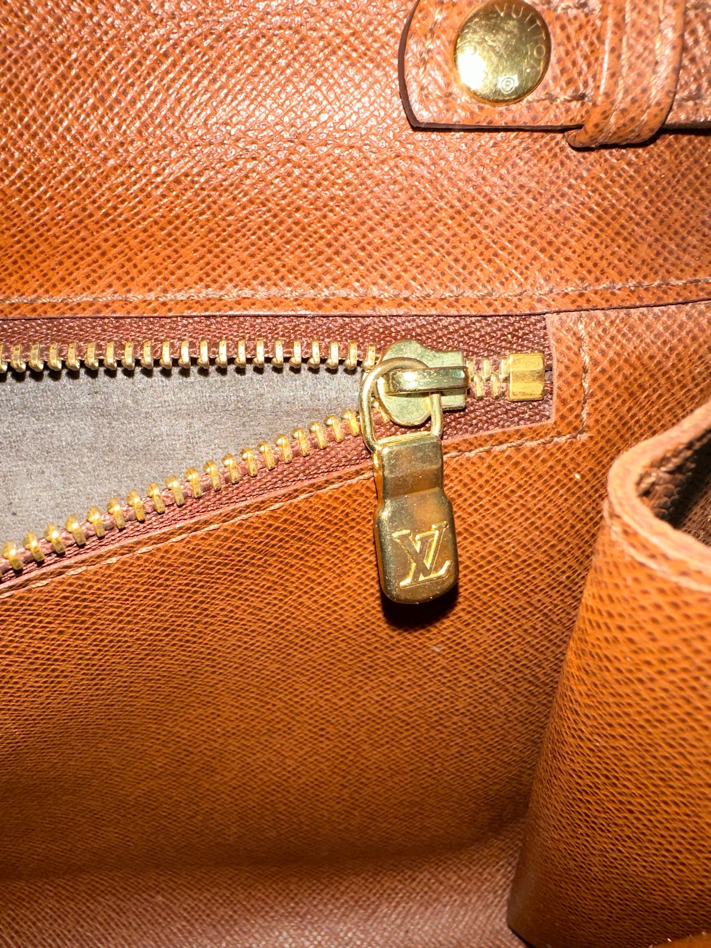 Louis Vuitton Bordeaux 2-Way Clutch / Shoulder Bag