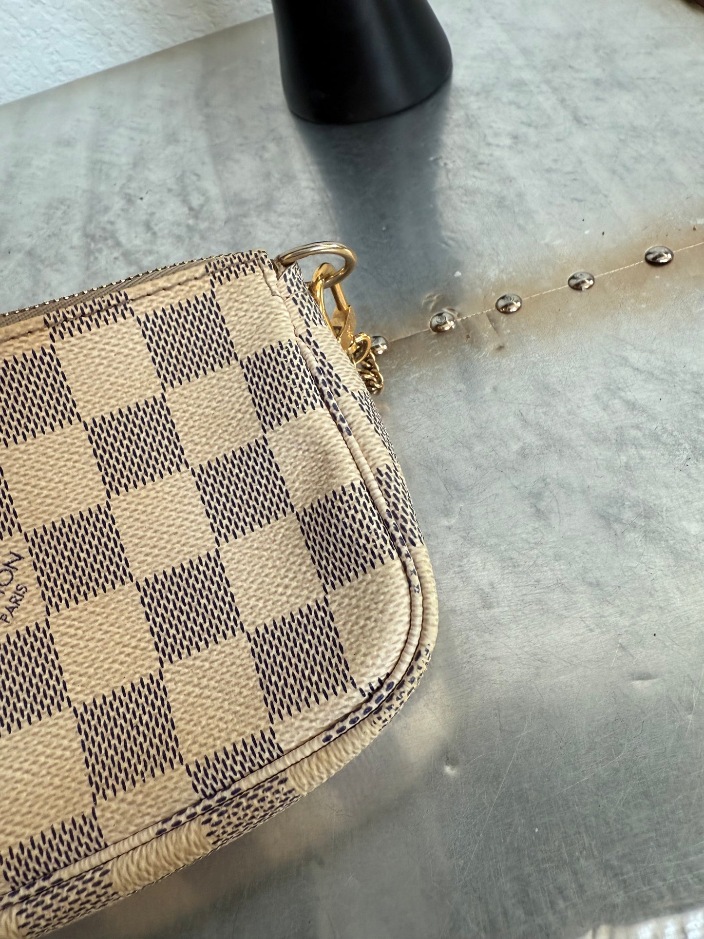 Pre-owned Authentic Louis Vuitton MINI Pochette Accessoires Damier Azur Handbag