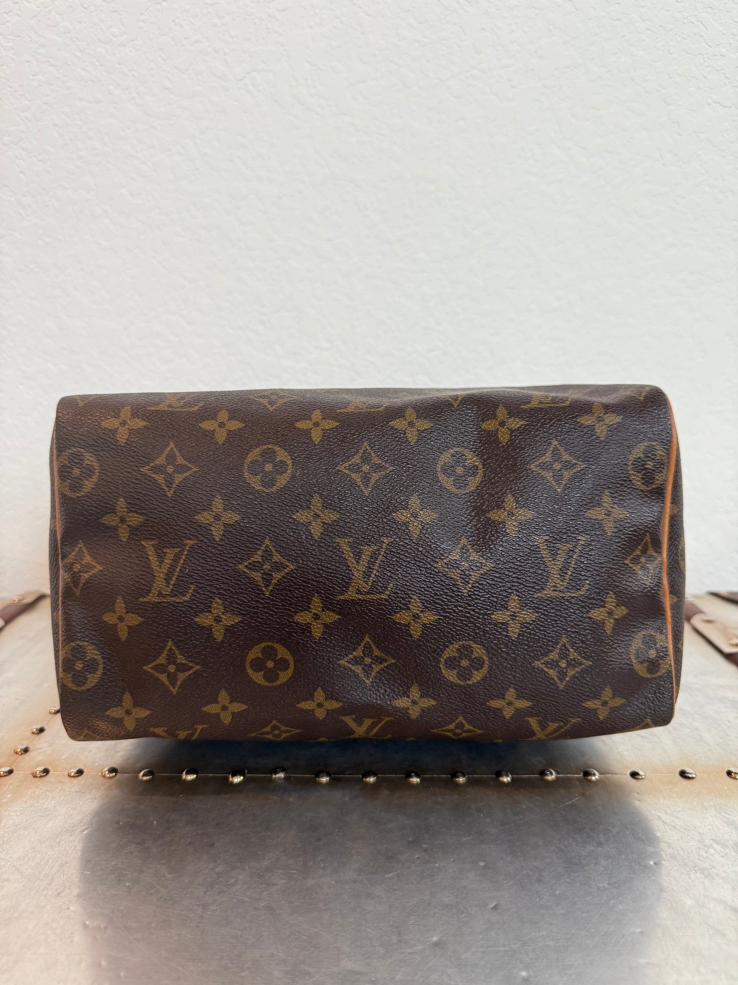 Pre-owned Authentic Louis Vuitton Speedy 25 Monogram Handbag