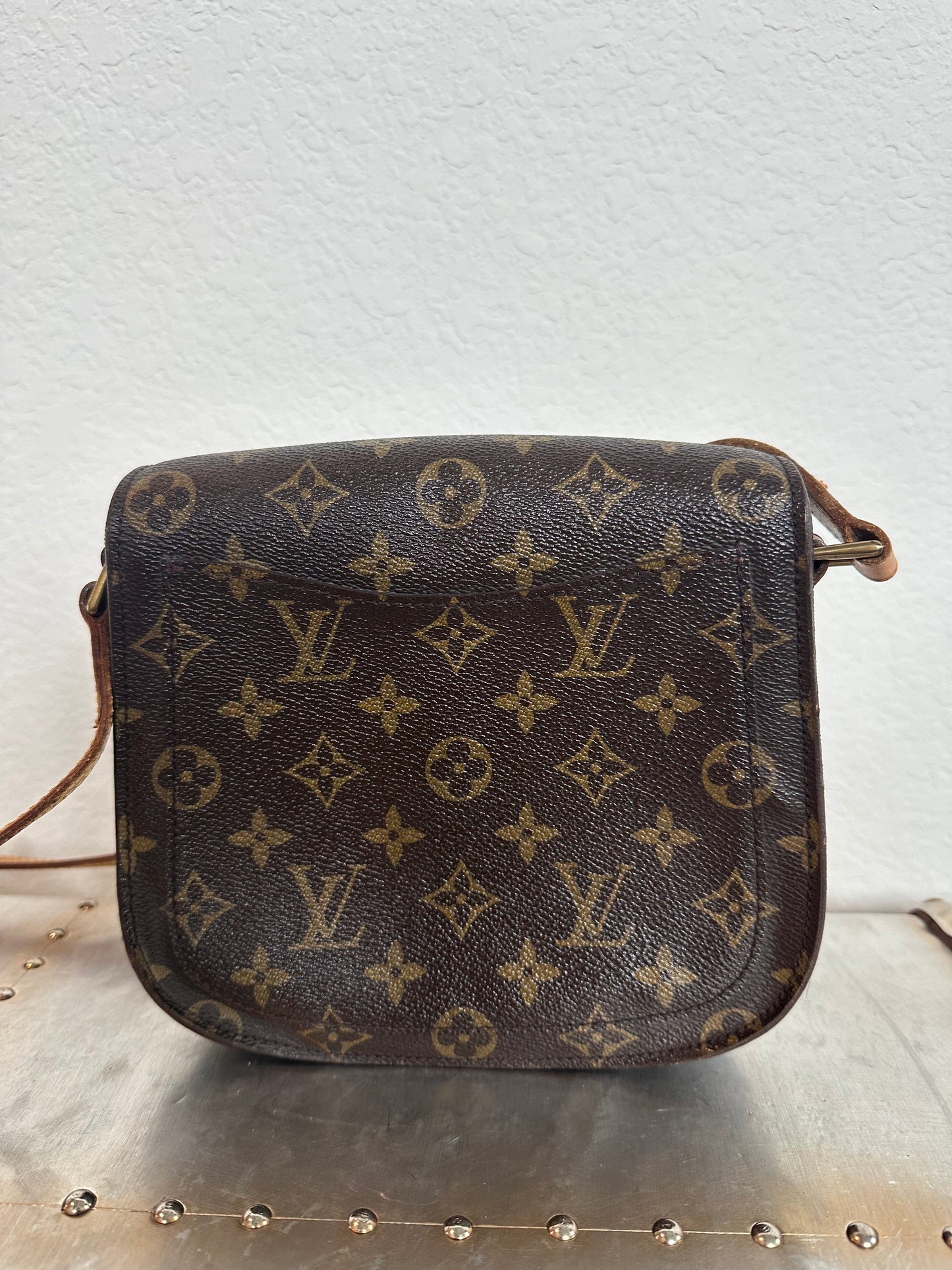 Pre-owned Authentic Louis Vuitton Saint Cloud MM Monogram Shoulder / Crossbody Bag