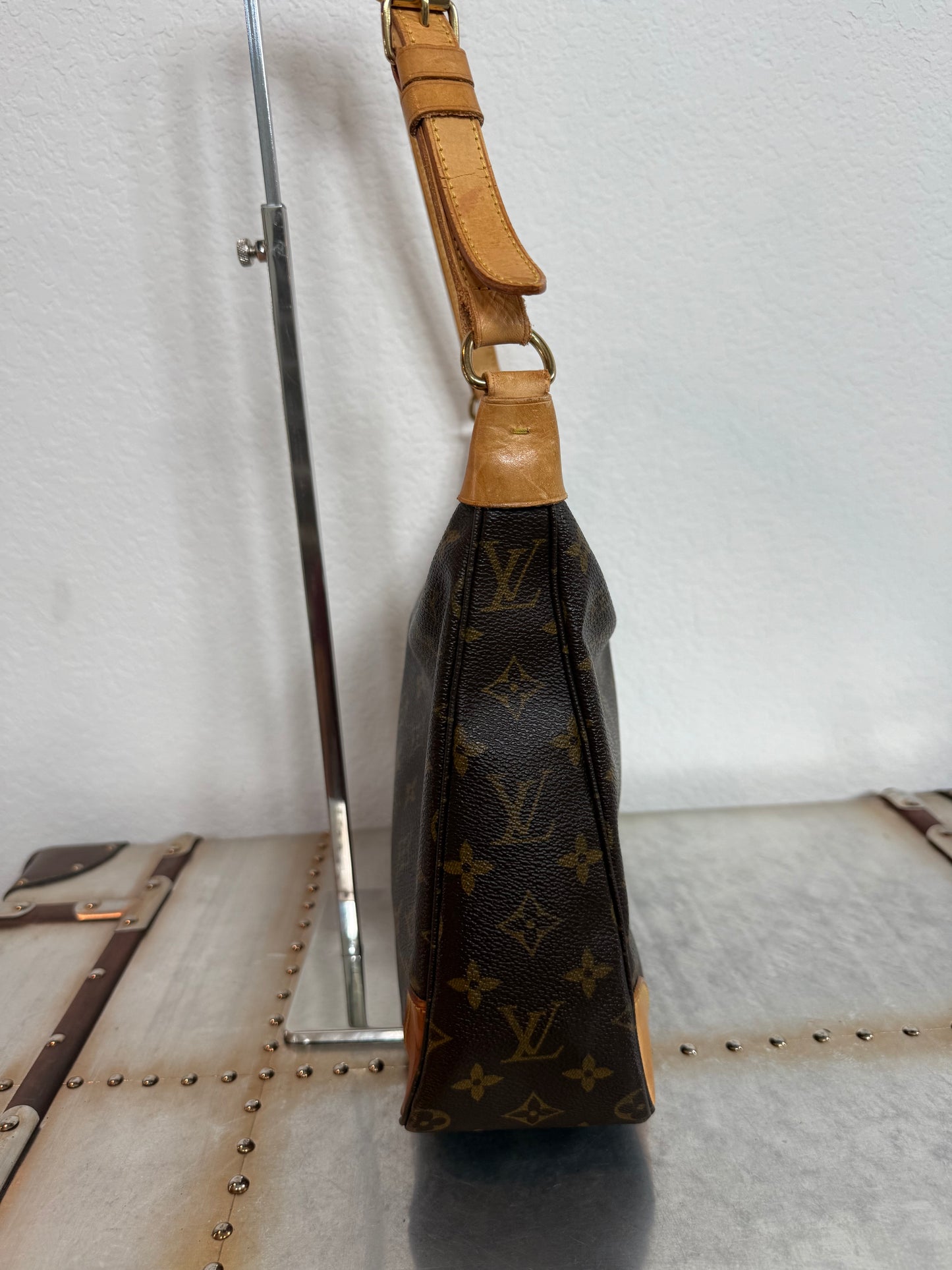 Pre-owned Authentic Louis Vuitton Boulogne 30 Monogram Shoulder Bag