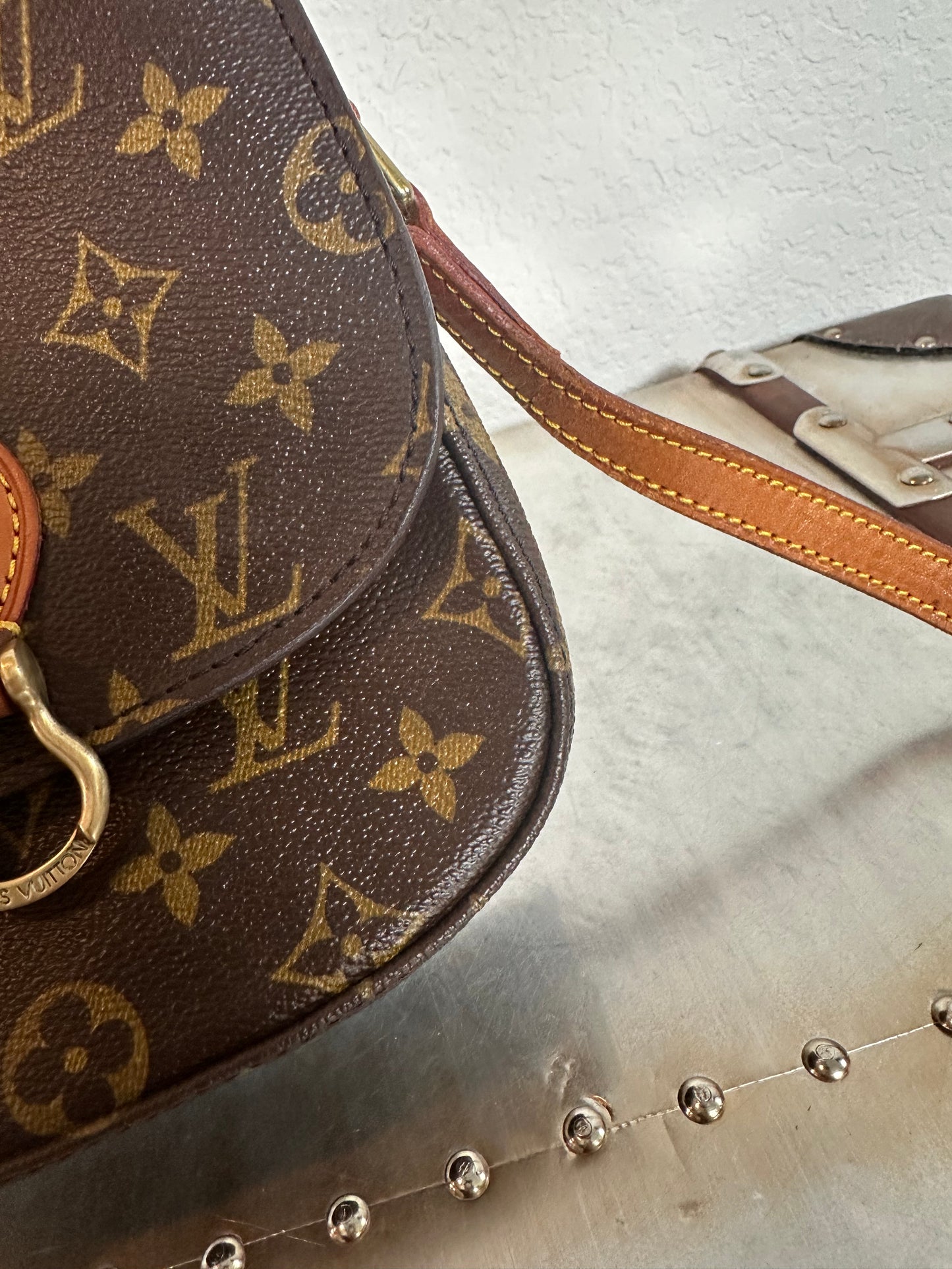 Pre-owned Authentic Louis Vuitton Saint Cloud PM Monogram Shoulder / Crossbody Bag