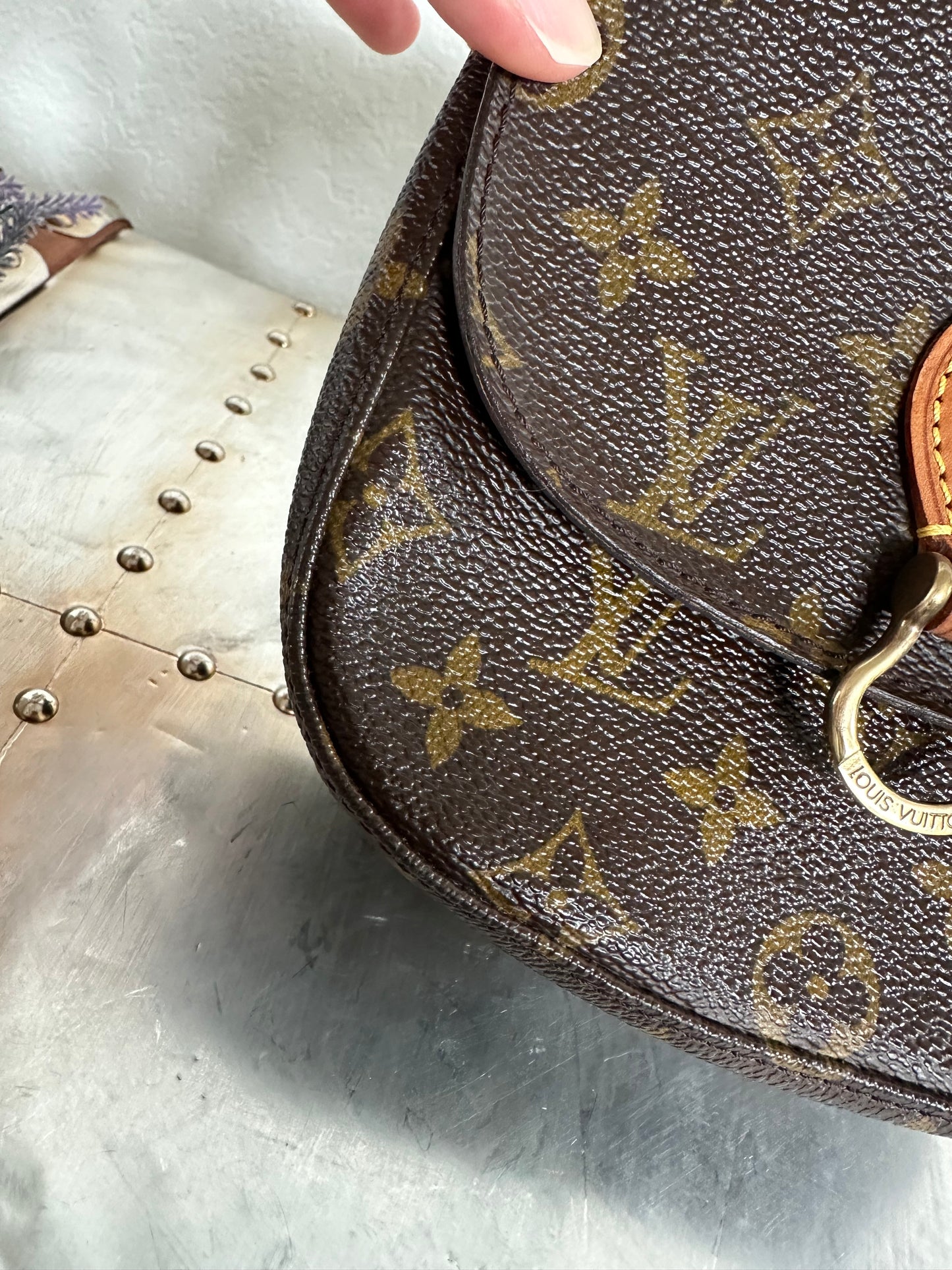 Pre-owned Authentic Louis Vuitton Saint Cloud PM Monogram Shoulder / Crossbody Bag
