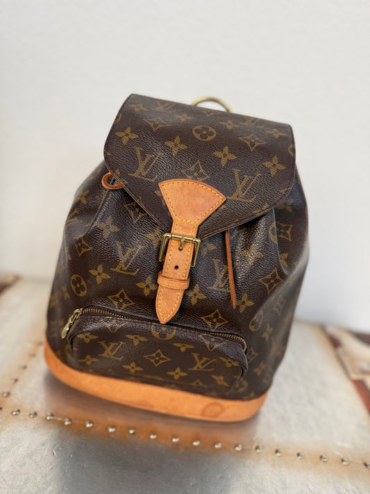 Pre-owned Authentic Louis Vuitton Montsouris MM Monogram Backpack